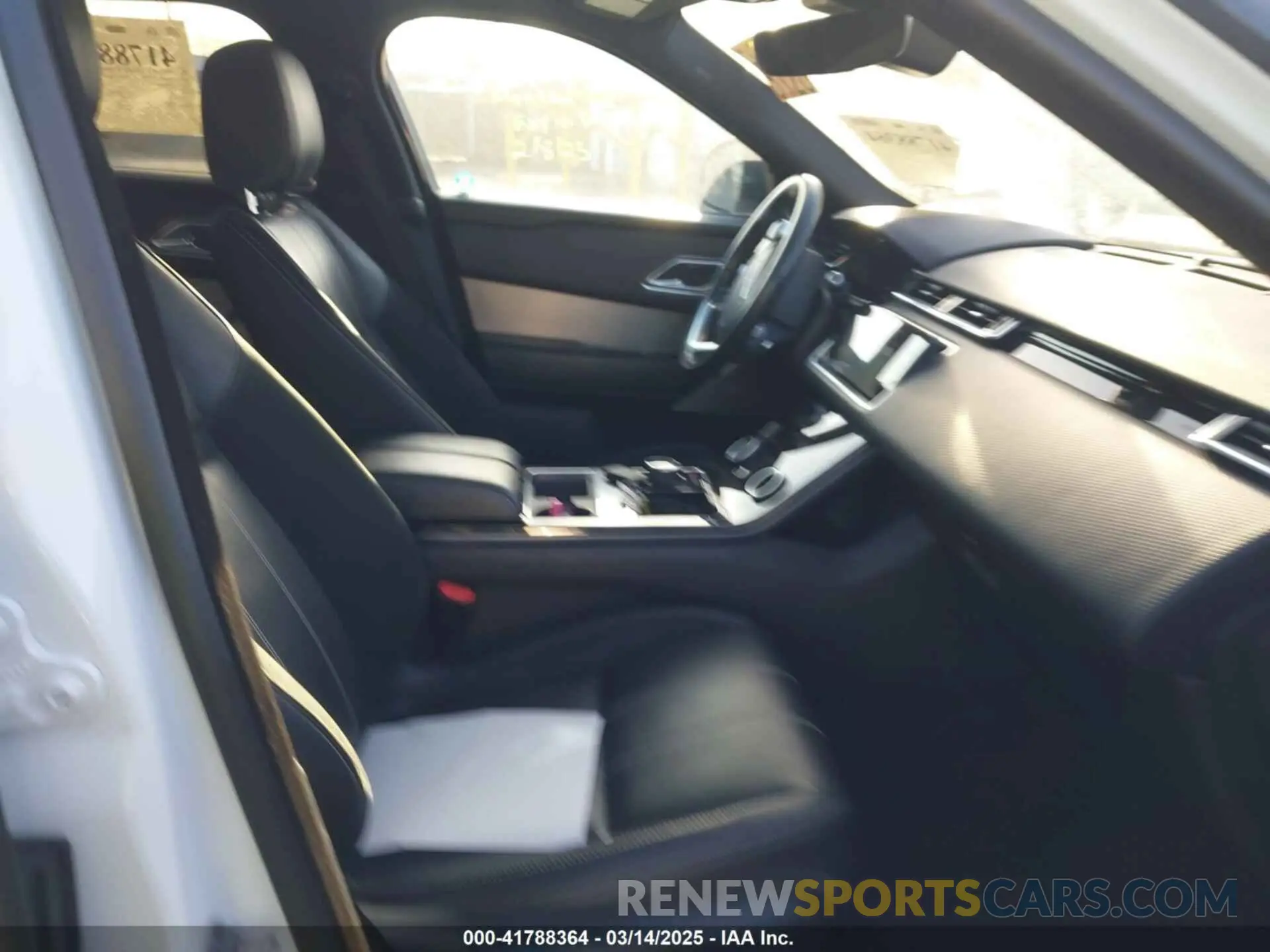 5 Фотография поврежденного автомобиля SALYL2EX4KA779906 LAND ROVER RANGE ROVER VELAR 2019