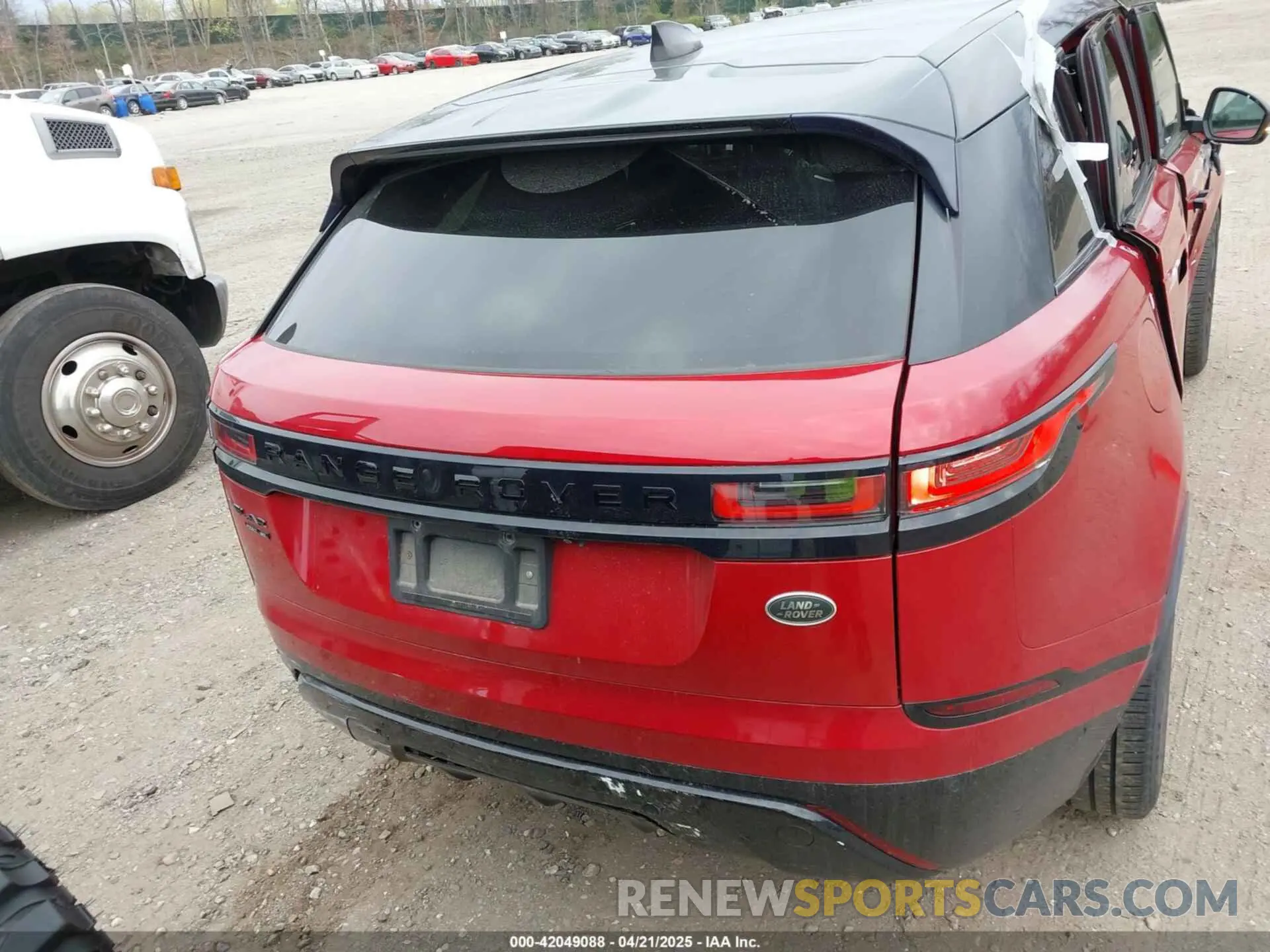 16 Photograph of a damaged car SALYL2EX4KA788072 LAND ROVER RANGE ROVER VELAR 2019