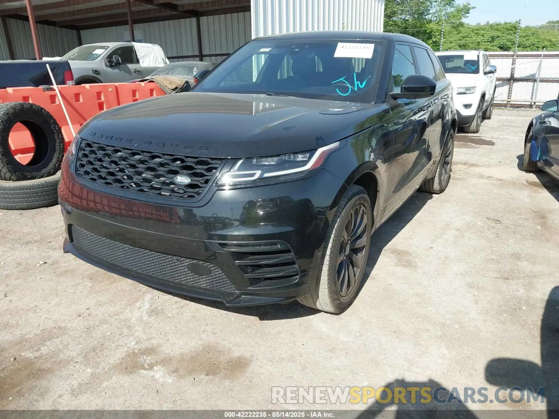 2 Фотография поврежденного автомобиля SALYL2EX6KA791605 LAND ROVER RANGE ROVER VELAR 2019