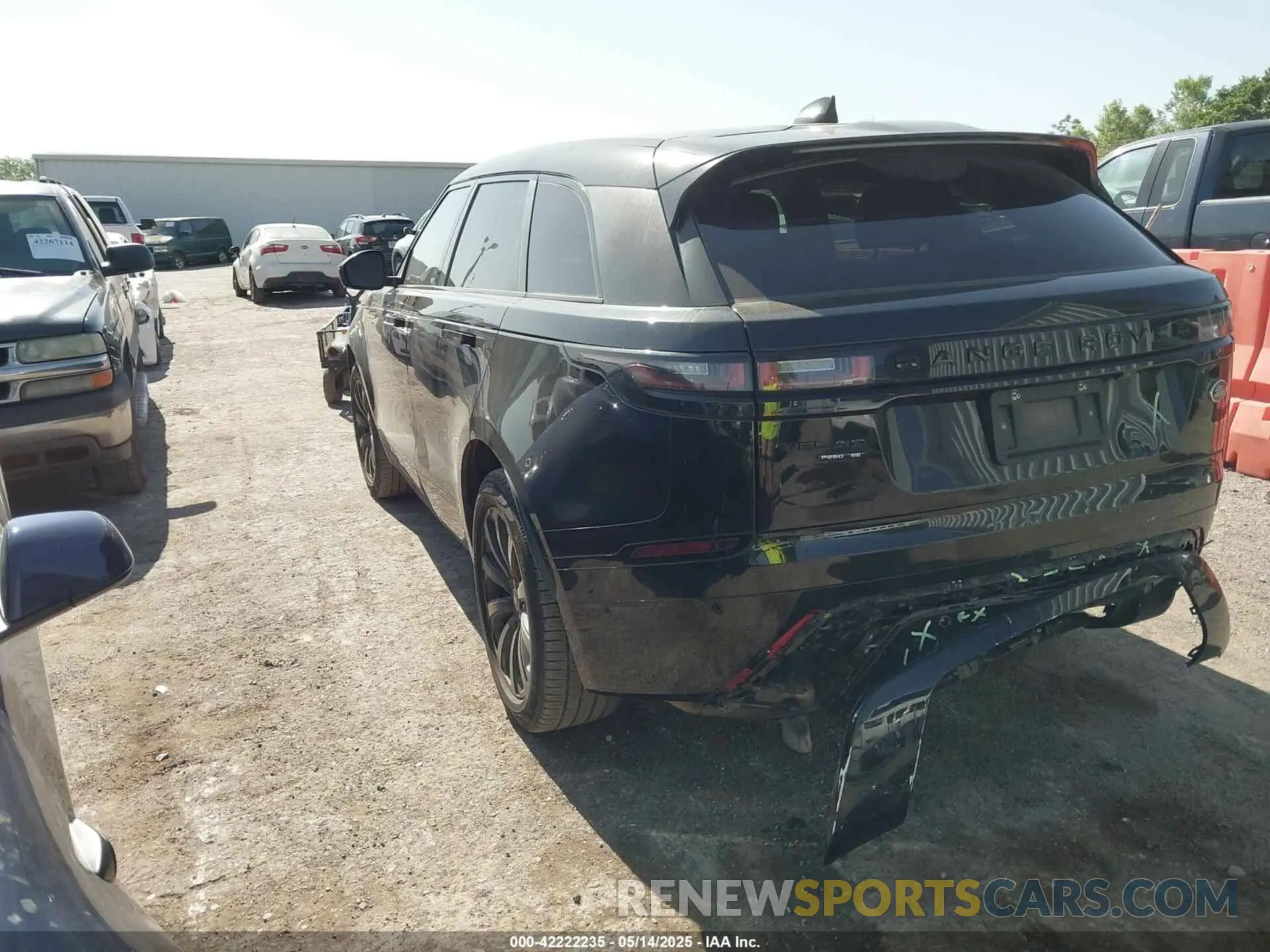 3 Фотография поврежденного автомобиля SALYL2EX6KA791605 LAND ROVER RANGE ROVER VELAR 2019
