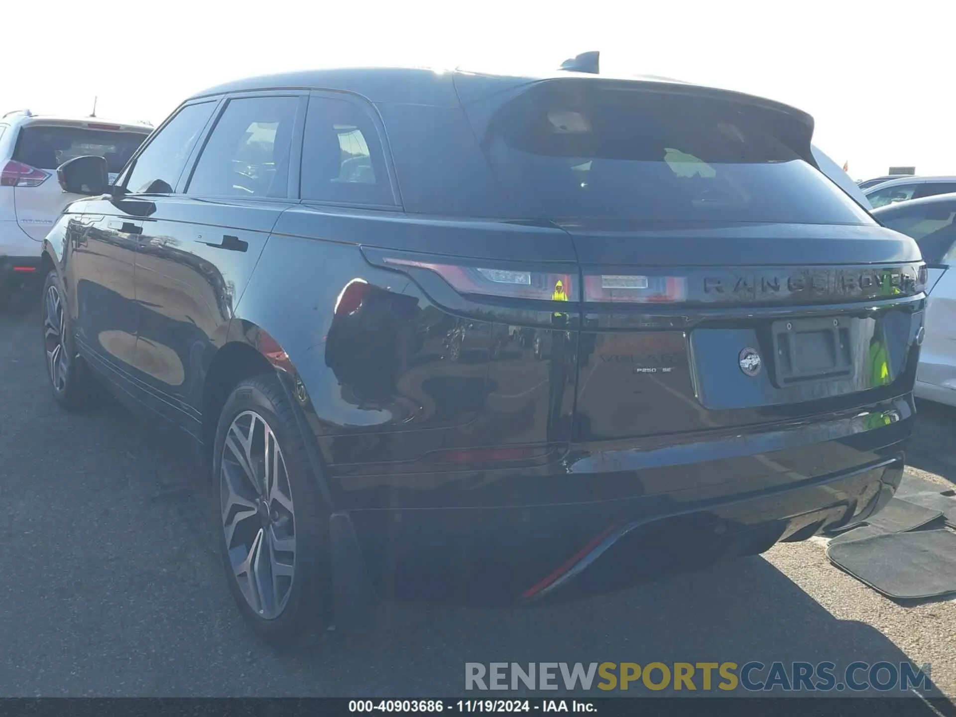 3 Фотография поврежденного автомобиля SALYL2EX6KA796383 LAND ROVER RANGE ROVER VELAR 2019