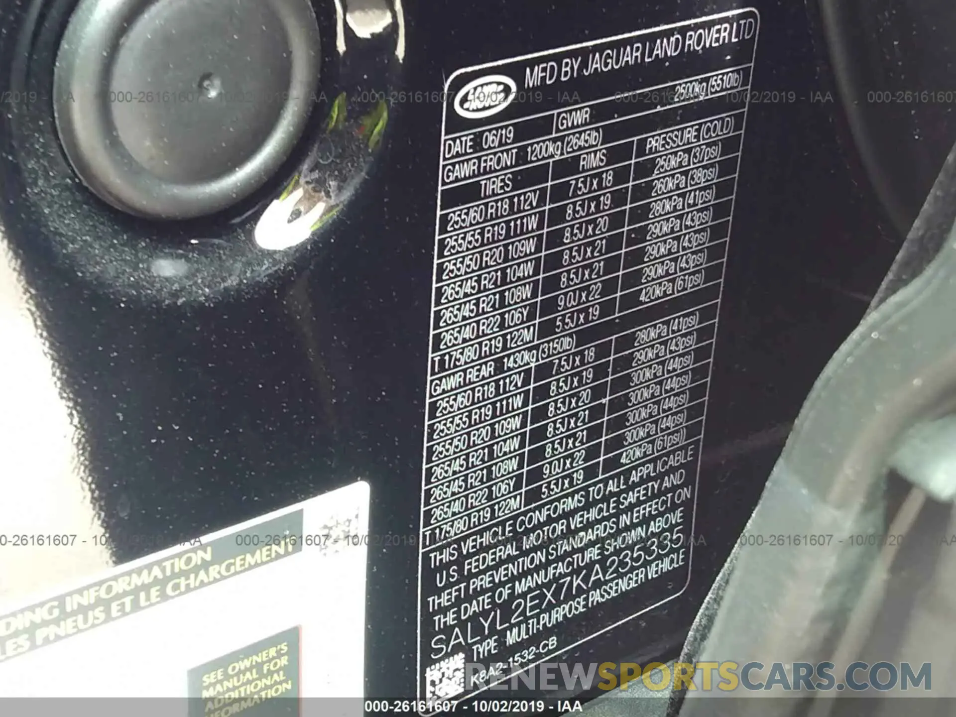 9 Photograph of a damaged car SALYL2EX7KA235335 LAND ROVER RANGE ROVER VELAR 2019