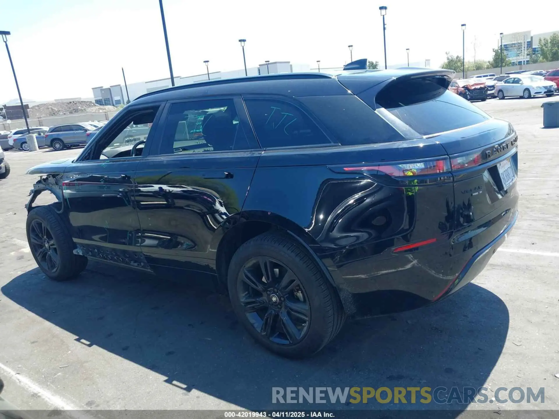 15 Photograph of a damaged car SALYL2EXXKA217654 LAND ROVER RANGE ROVER VELAR 2019