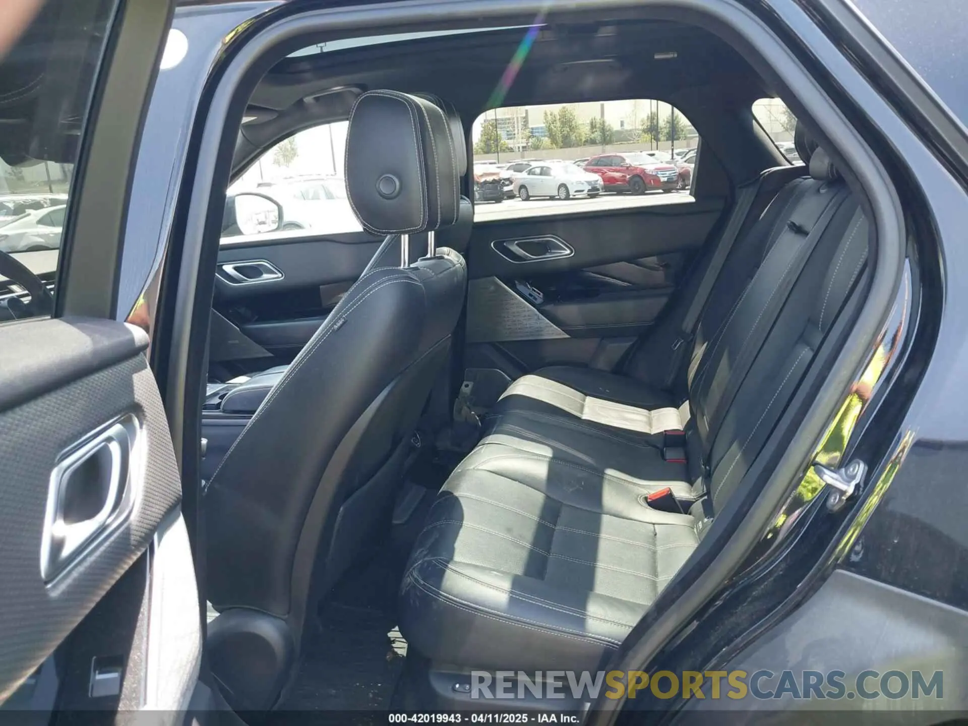 8 Photograph of a damaged car SALYL2EXXKA217654 LAND ROVER RANGE ROVER VELAR 2019
