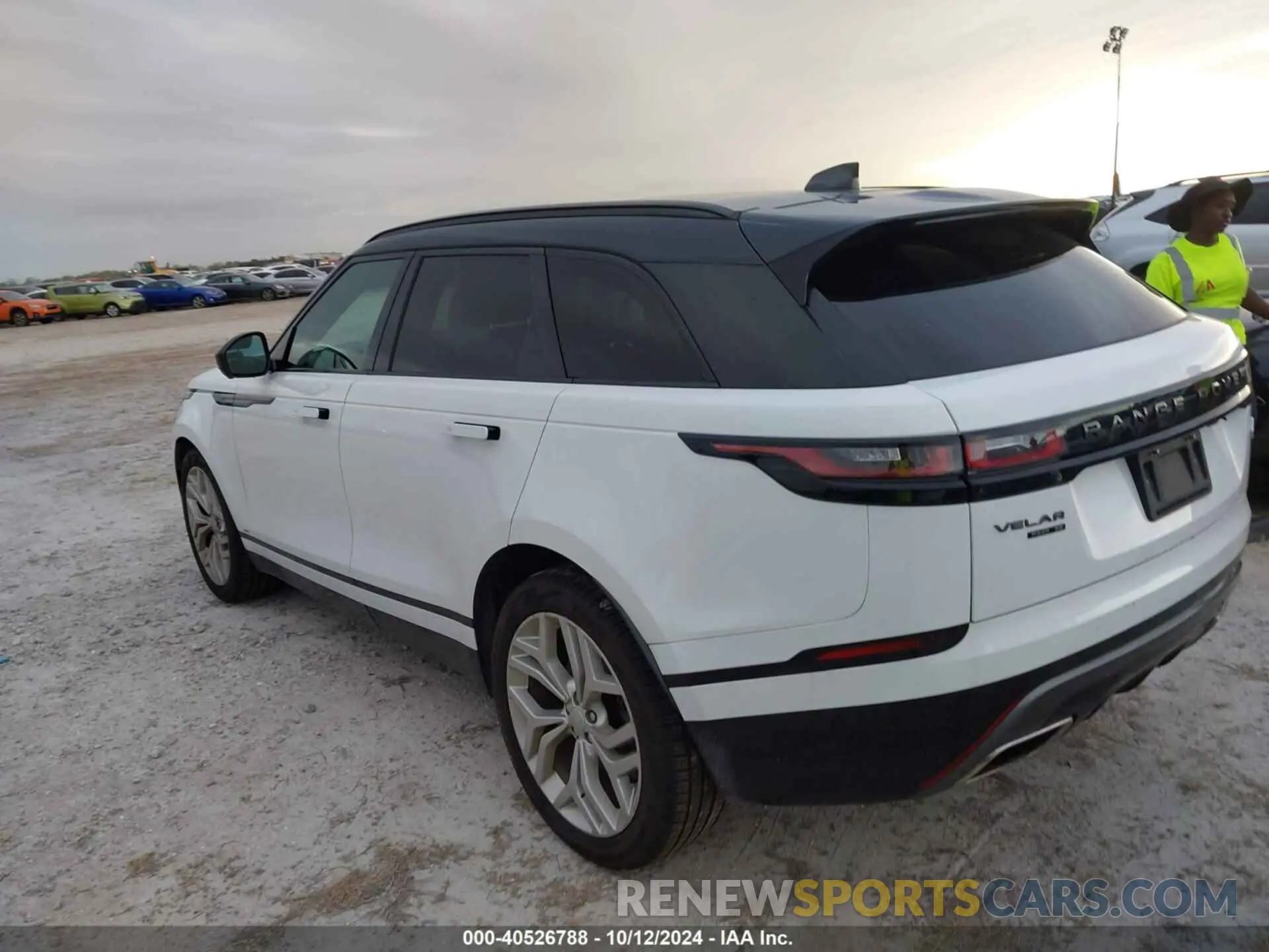 3 Photograph of a damaged car SALYL2FV7KA214272 LAND ROVER RANGE ROVER VELAR 2019