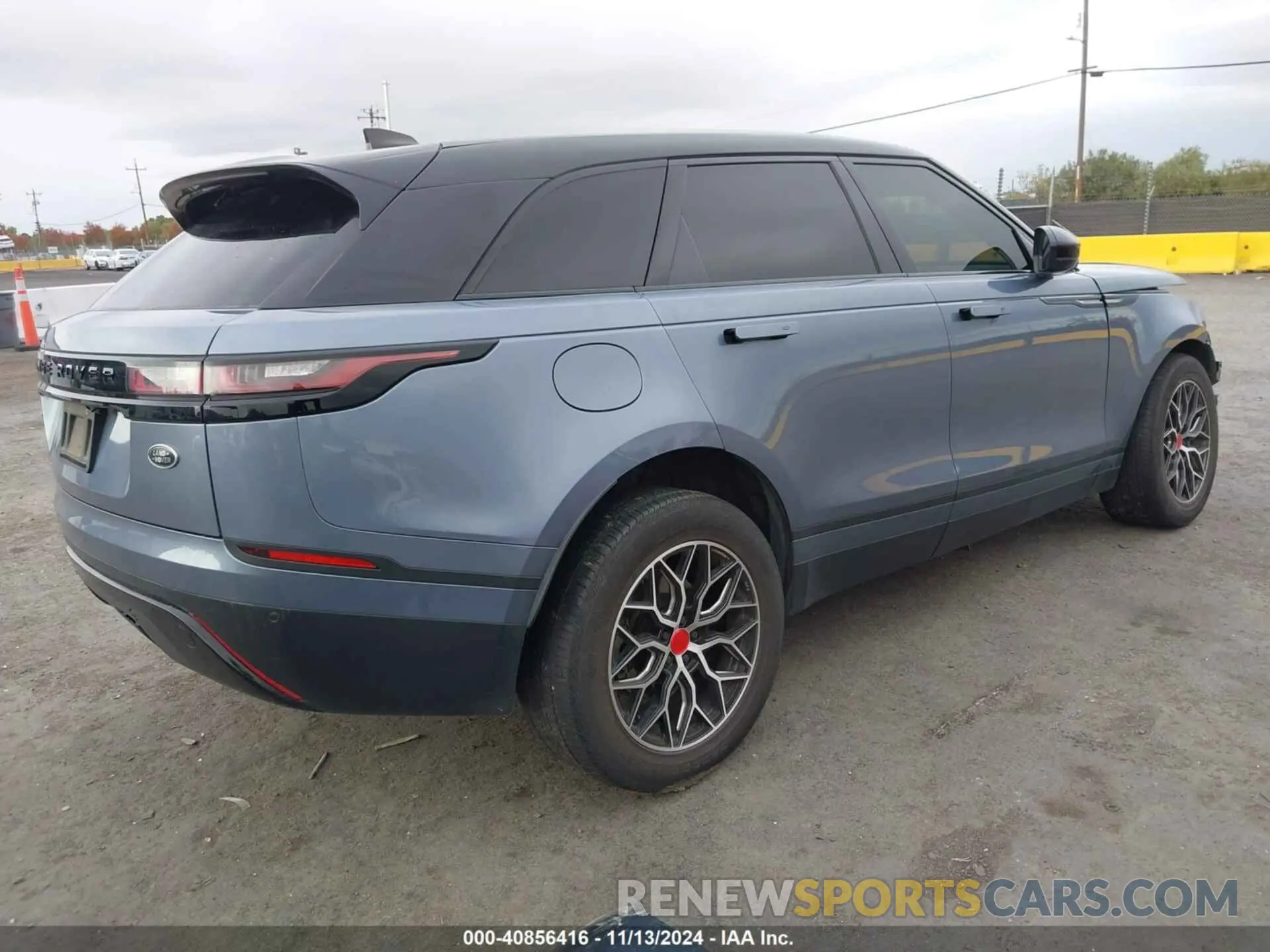 4 Photograph of a damaged car SALYB2EX1LA290495 LAND ROVER RANGE ROVER VELAR 2020