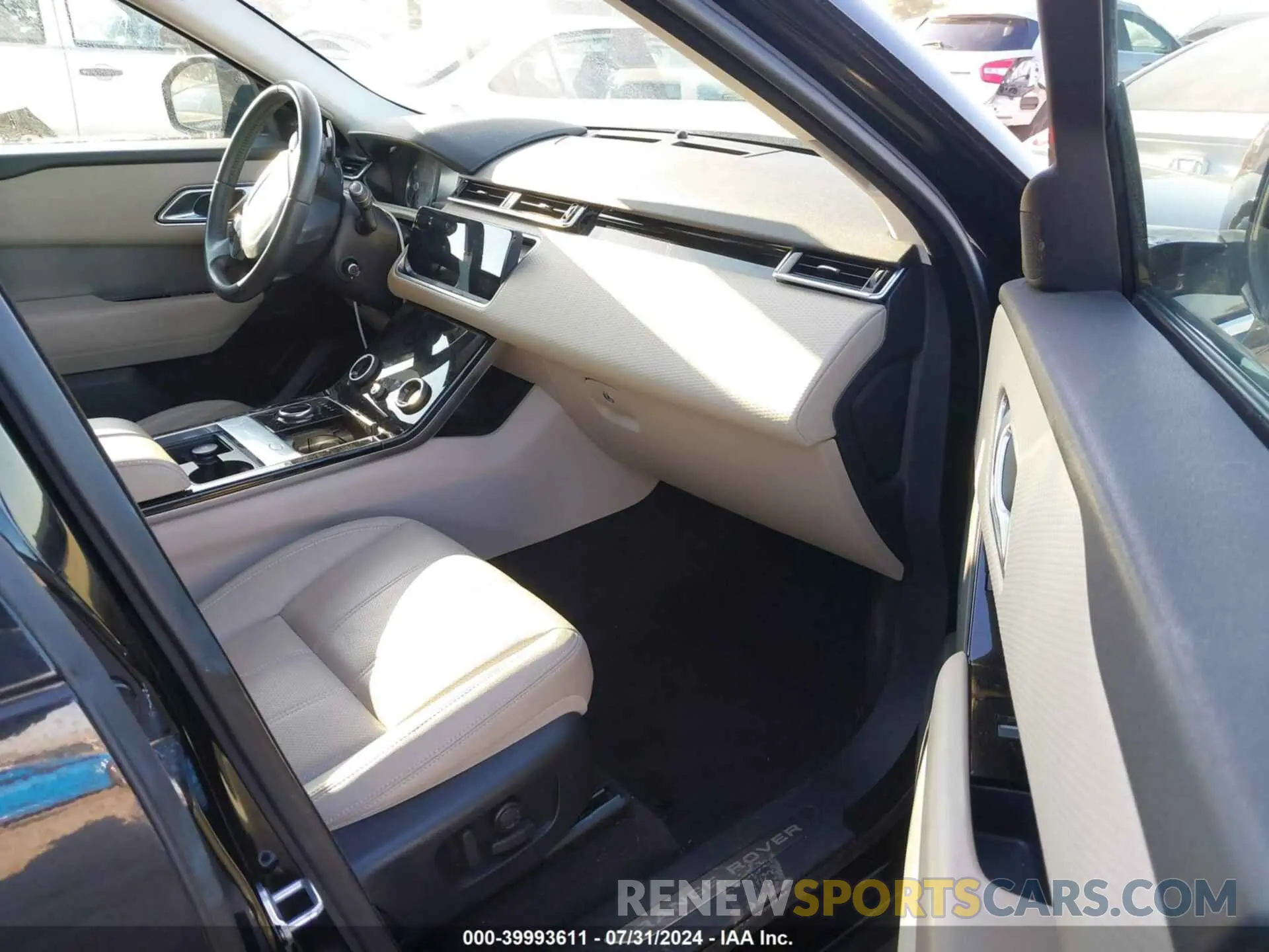 5 Photograph of a damaged car SALYB2EX2LA290537 LAND ROVER RANGE ROVER VELAR 2020