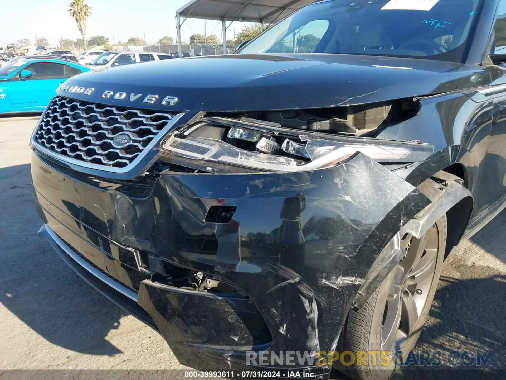 6 Photograph of a damaged car SALYB2EX2LA290537 LAND ROVER RANGE ROVER VELAR 2020