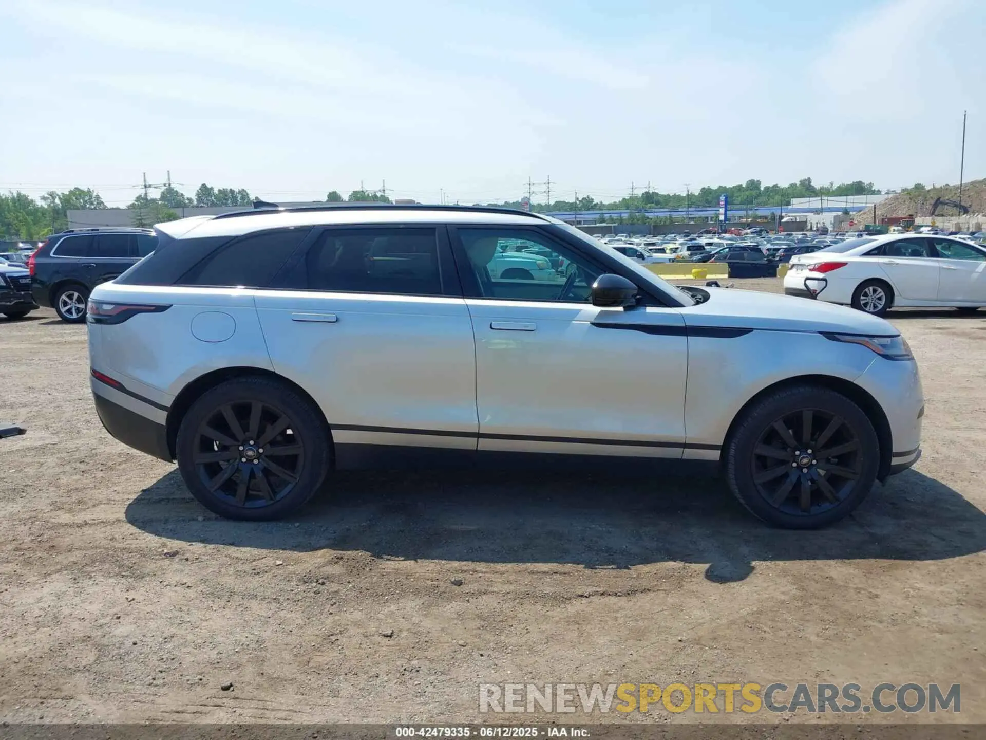 13 Фотография поврежденного автомобиля SALYB2EX4LA242330 LAND ROVER RANGE ROVER VELAR 2020