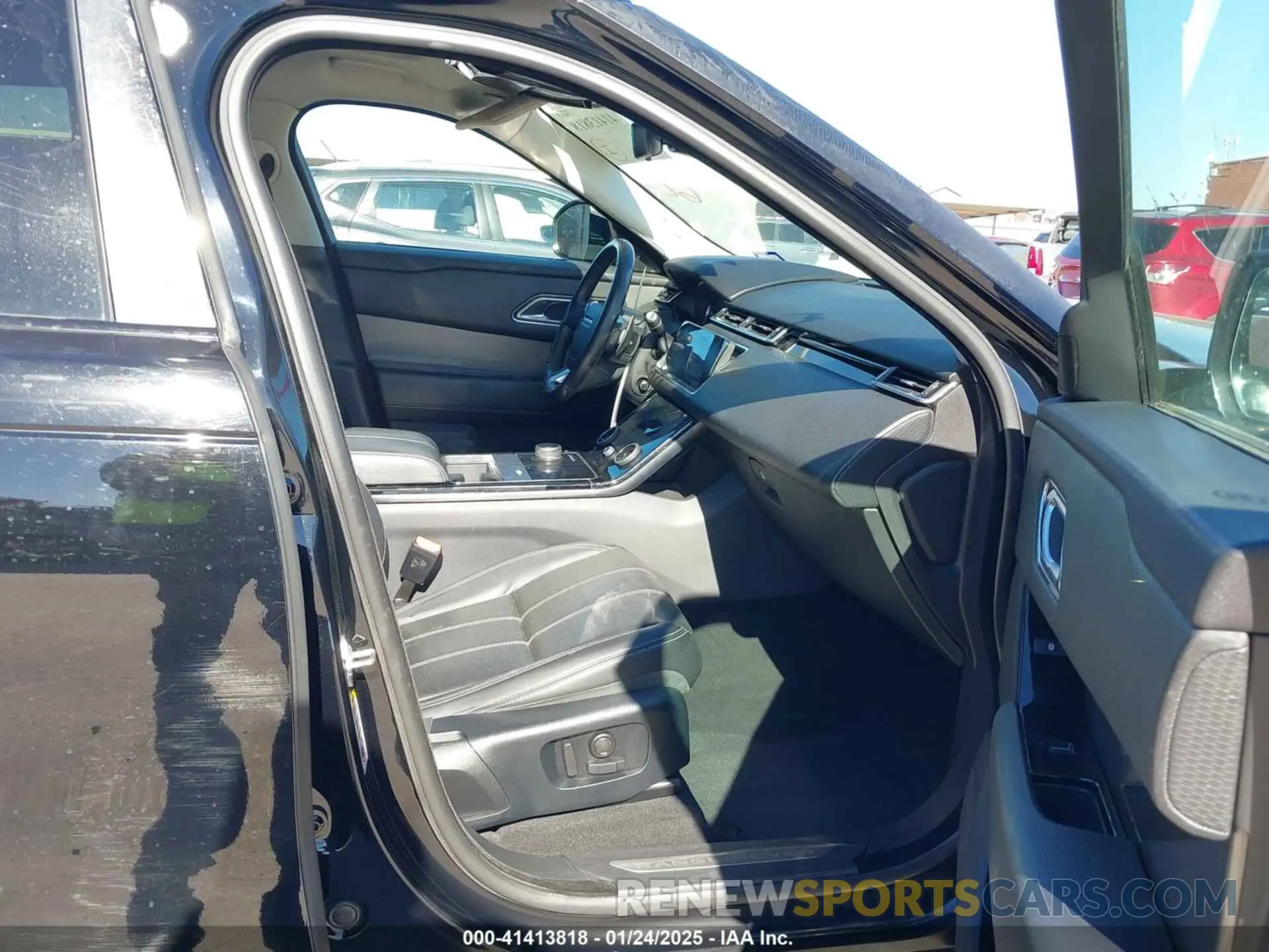 5 Photograph of a damaged car SALYB2EX5LA267088 LAND ROVER RANGE ROVER VELAR 2020