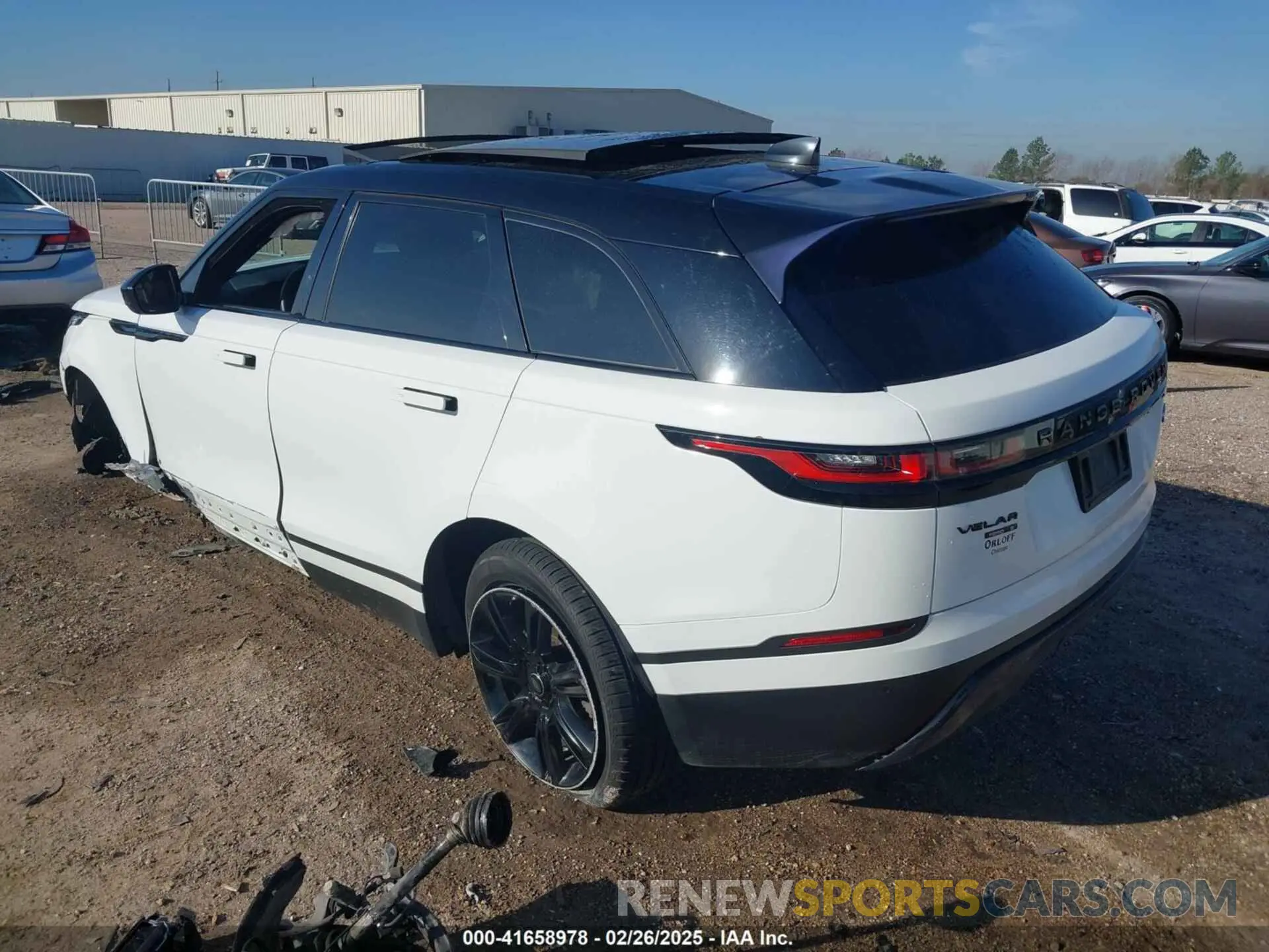 3 Photograph of a damaged car SALYB2EX9LA289398 LAND ROVER RANGE ROVER VELAR 2020