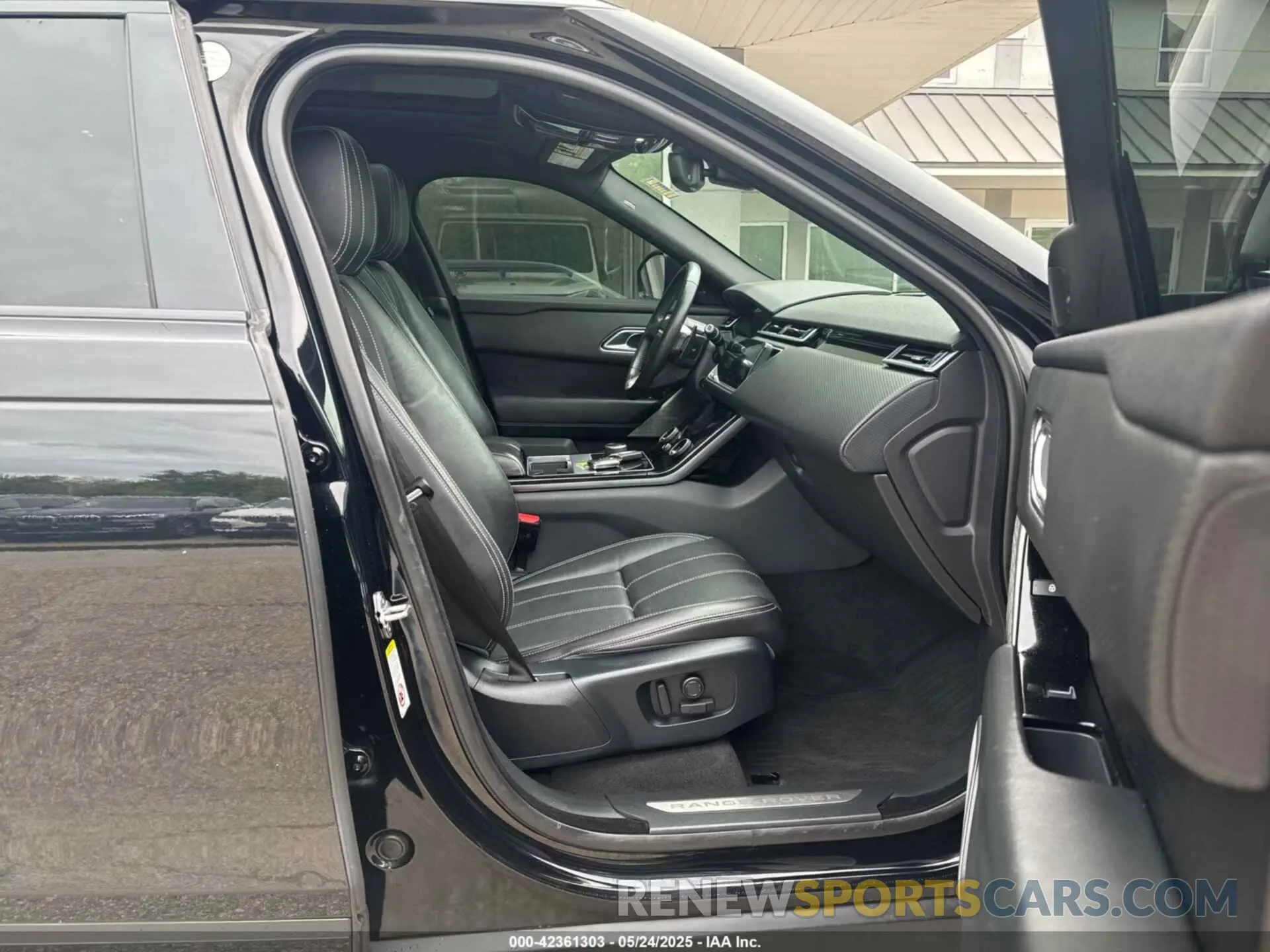 5 Photograph of a damaged car SALYB2EXXLA277454 LAND ROVER RANGE ROVER VELAR 2020