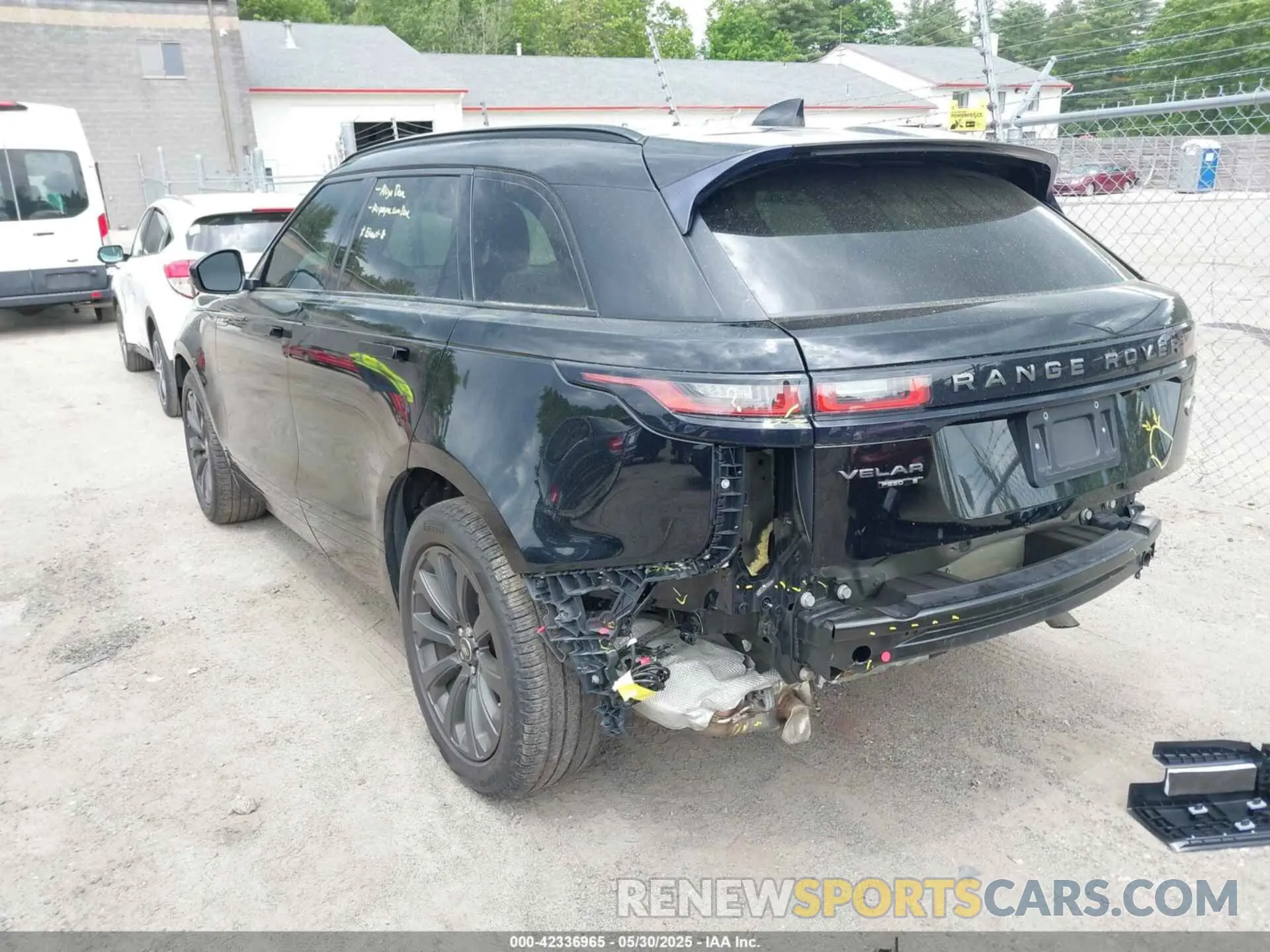 15 Photograph of a damaged car SALYK2EX5LA242336 LAND ROVER RANGE ROVER VELAR 2020