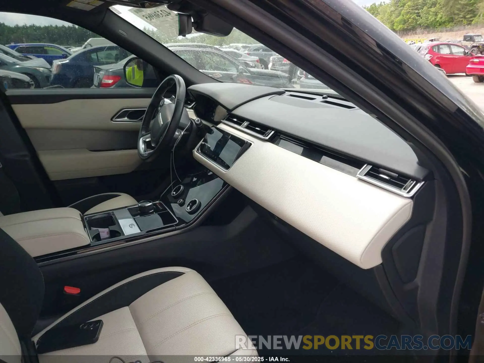 5 Photograph of a damaged car SALYK2EX5LA242336 LAND ROVER RANGE ROVER VELAR 2020