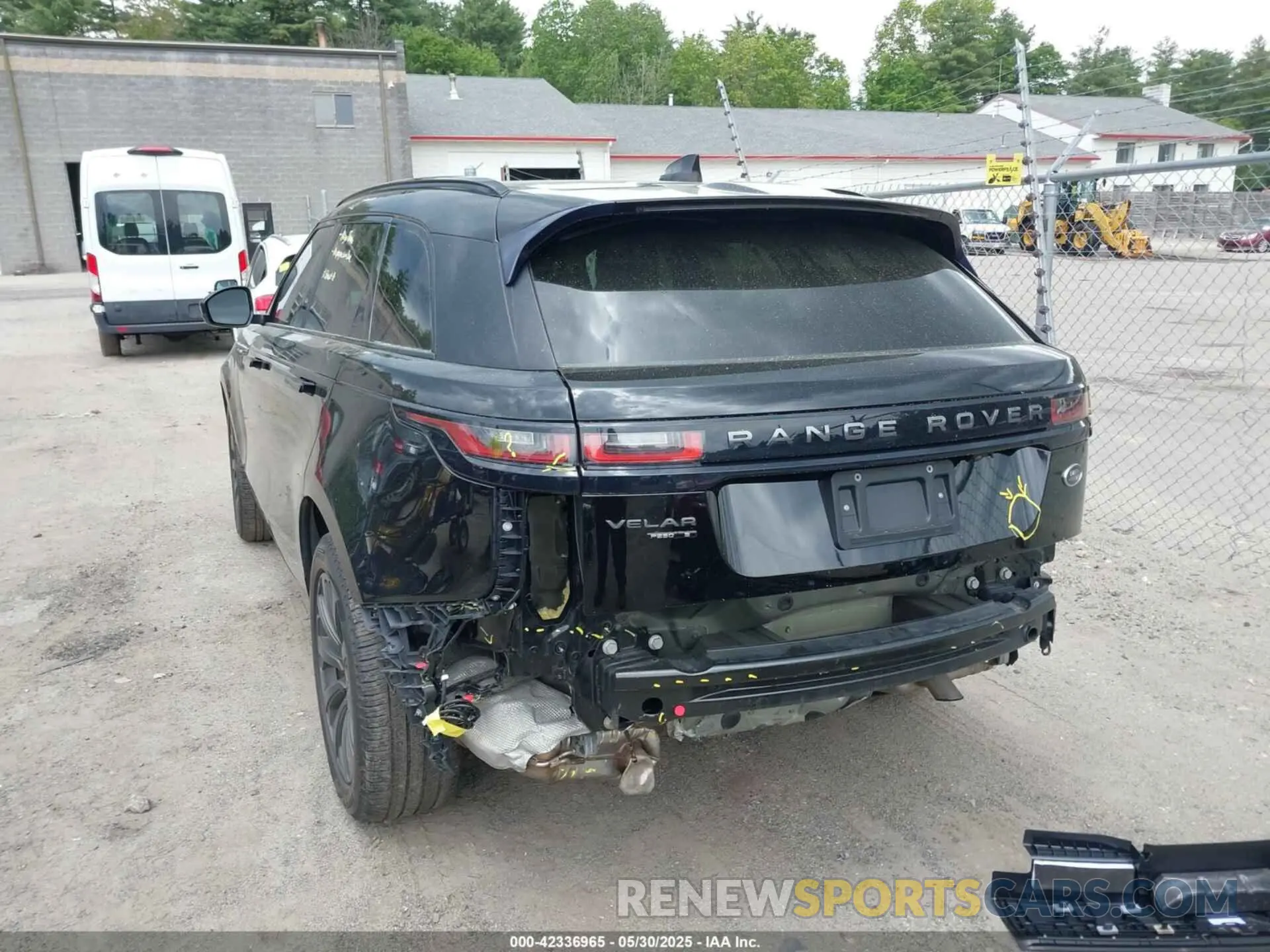 6 Photograph of a damaged car SALYK2EX5LA242336 LAND ROVER RANGE ROVER VELAR 2020