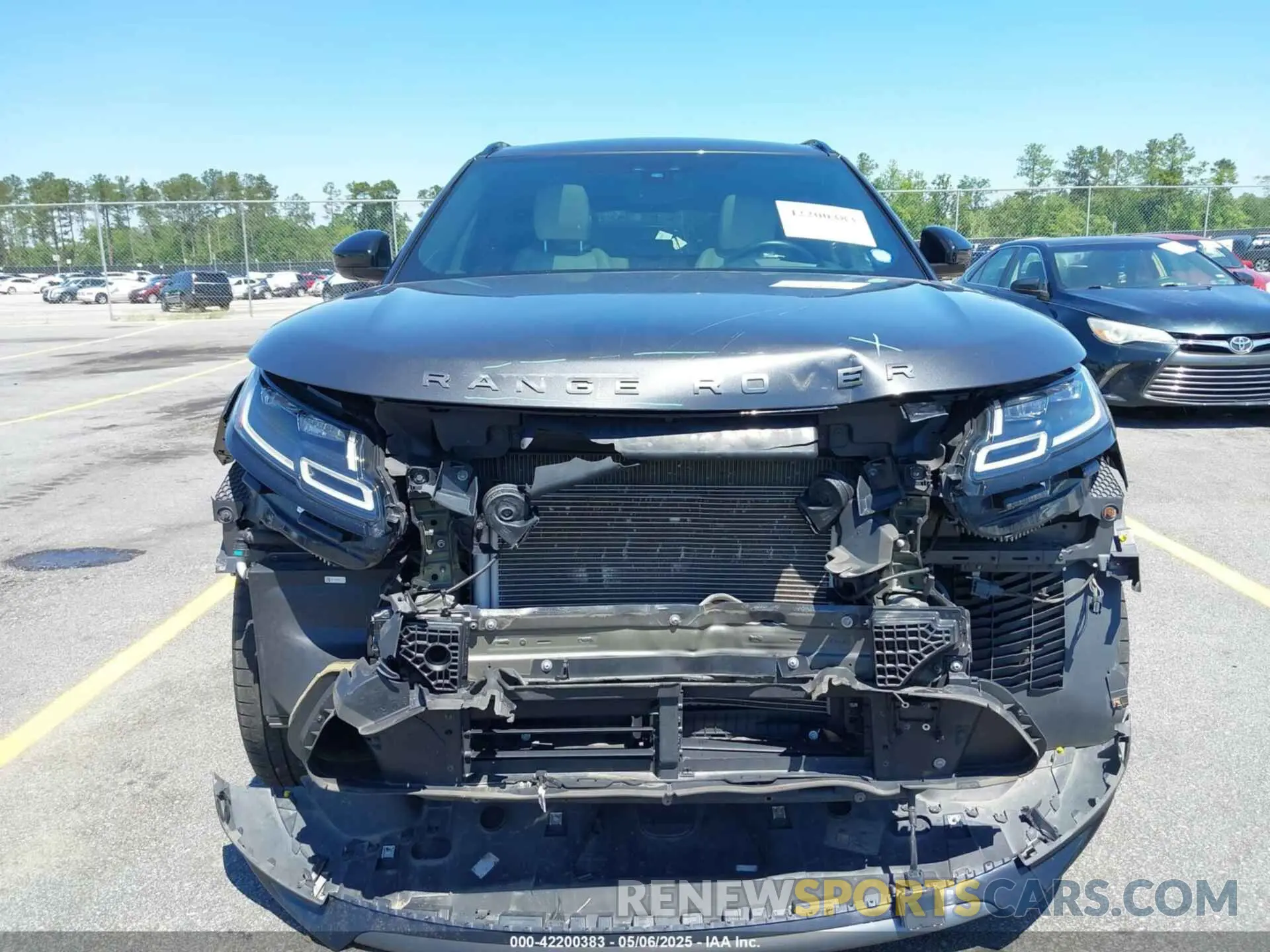 13 Photograph of a damaged car SALYK2EX5LA243809 LAND ROVER RANGE ROVER VELAR 2020