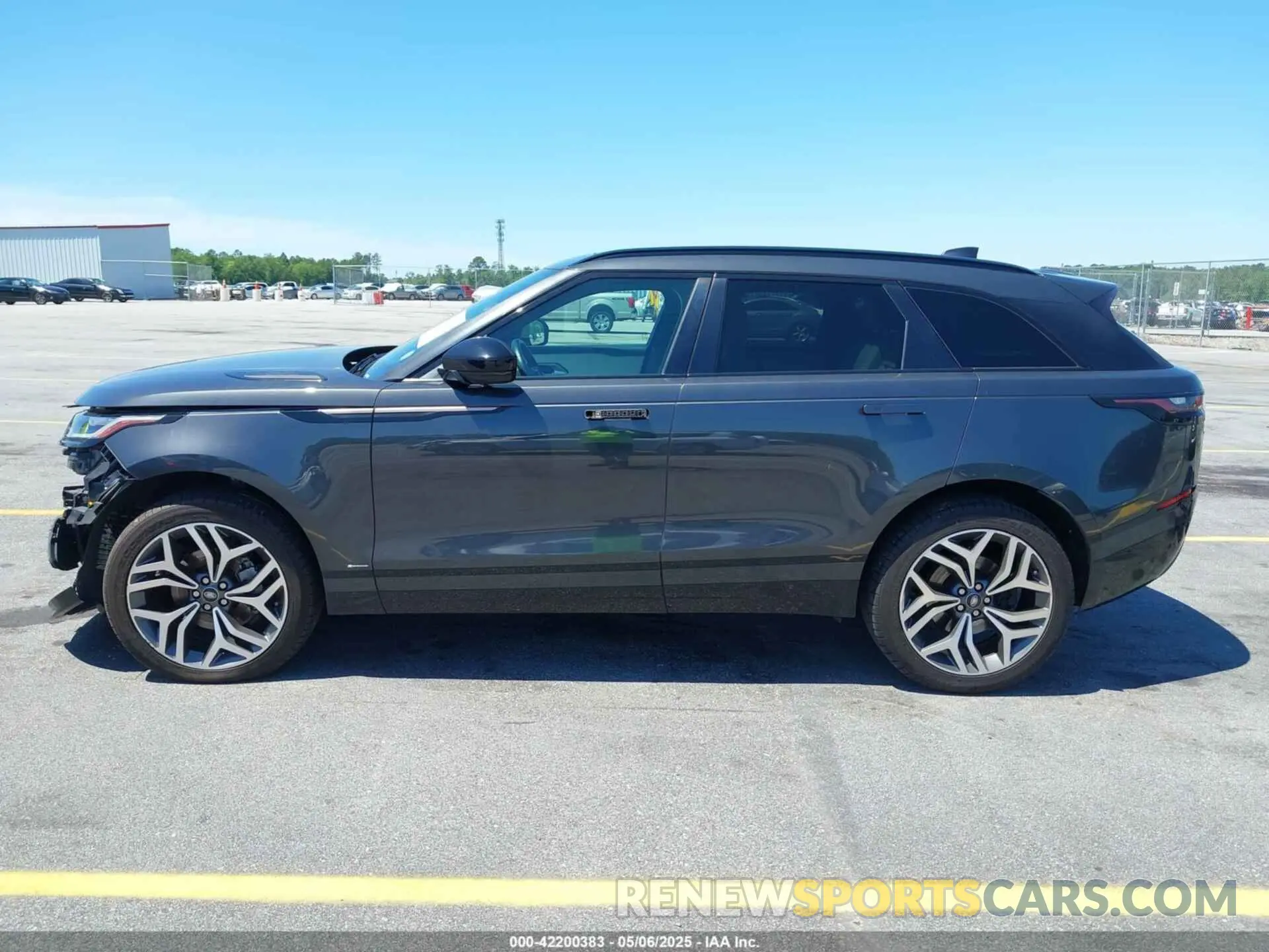 15 Photograph of a damaged car SALYK2EX5LA243809 LAND ROVER RANGE ROVER VELAR 2020
