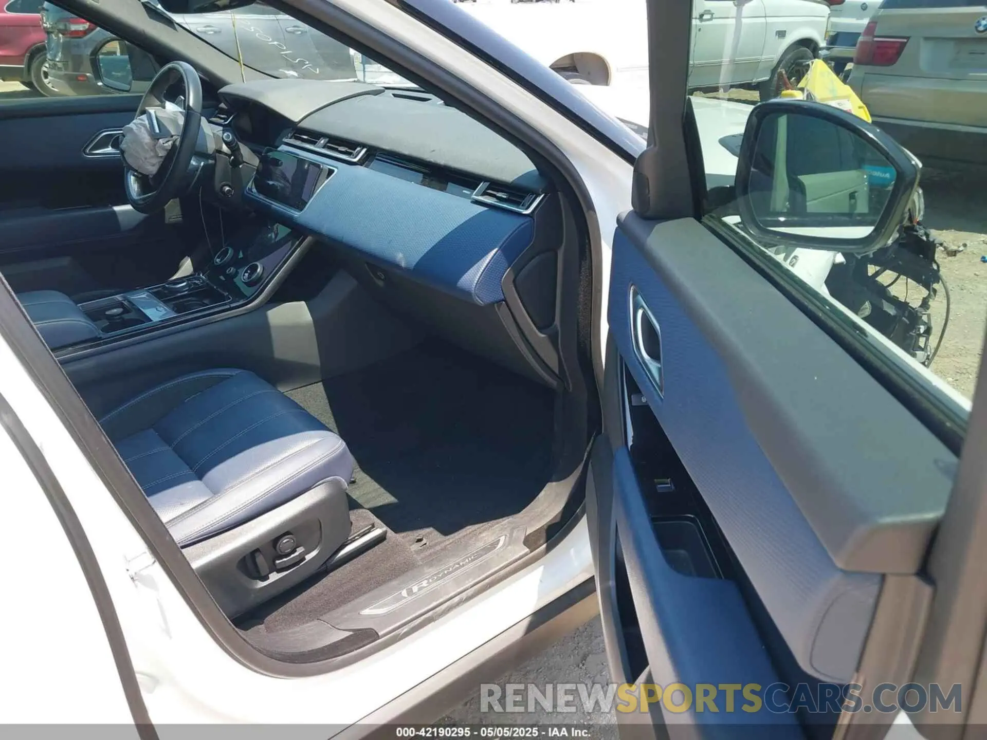 5 Photograph of a damaged car SALYK2EX9LA252092 LAND ROVER RANGE ROVER VELAR 2020