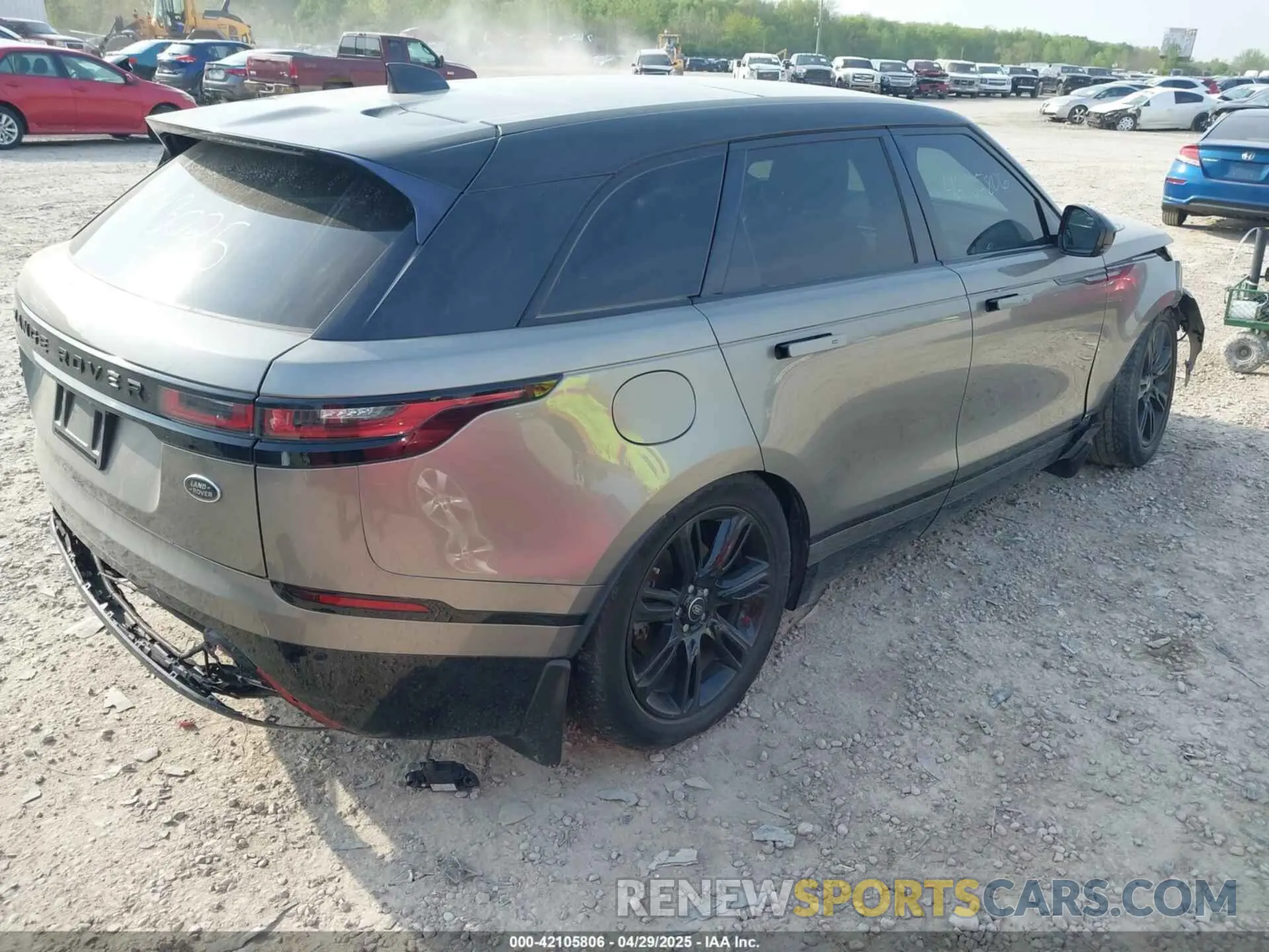 4 Фотография поврежденного автомобиля SALYK2FV8LA243025 LAND ROVER RANGE ROVER VELAR 2020