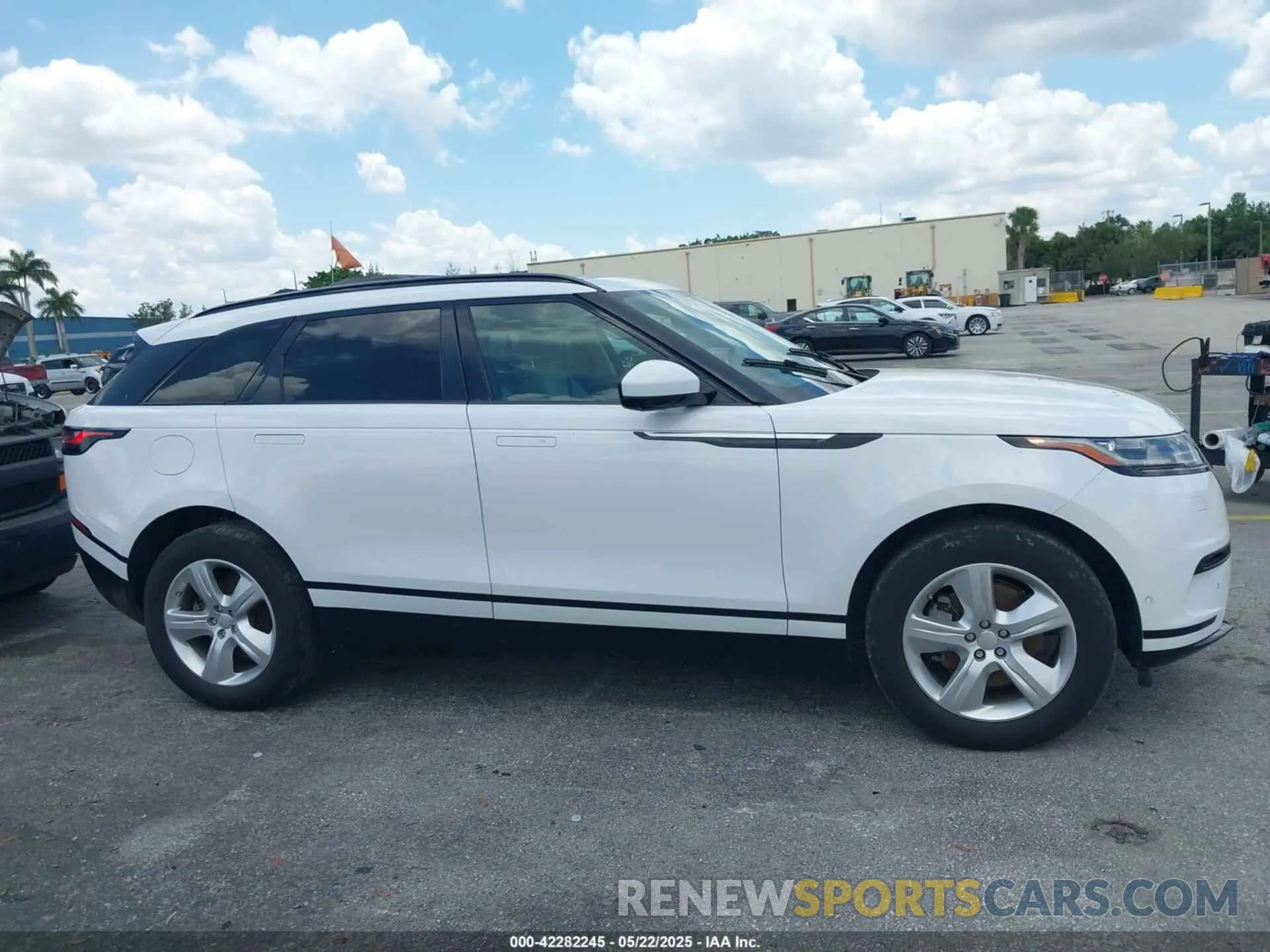 13 Фотография поврежденного автомобиля SALYJ2EX9MA307337 LAND ROVER RANGE ROVER VELAR 2021