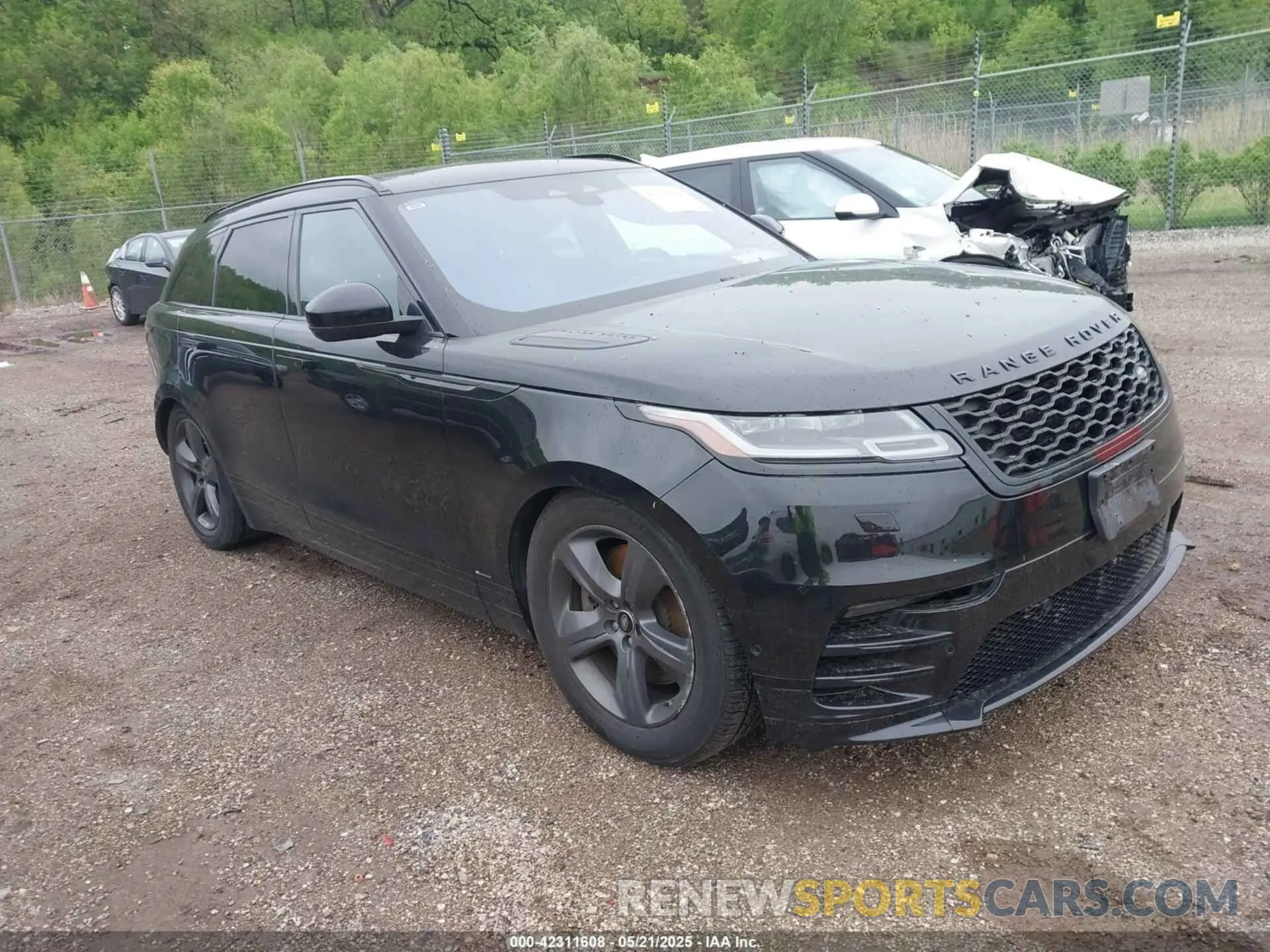 1 Фотография поврежденного автомобиля SALYT2EU0MA299368 LAND ROVER RANGE ROVER VELAR 2021