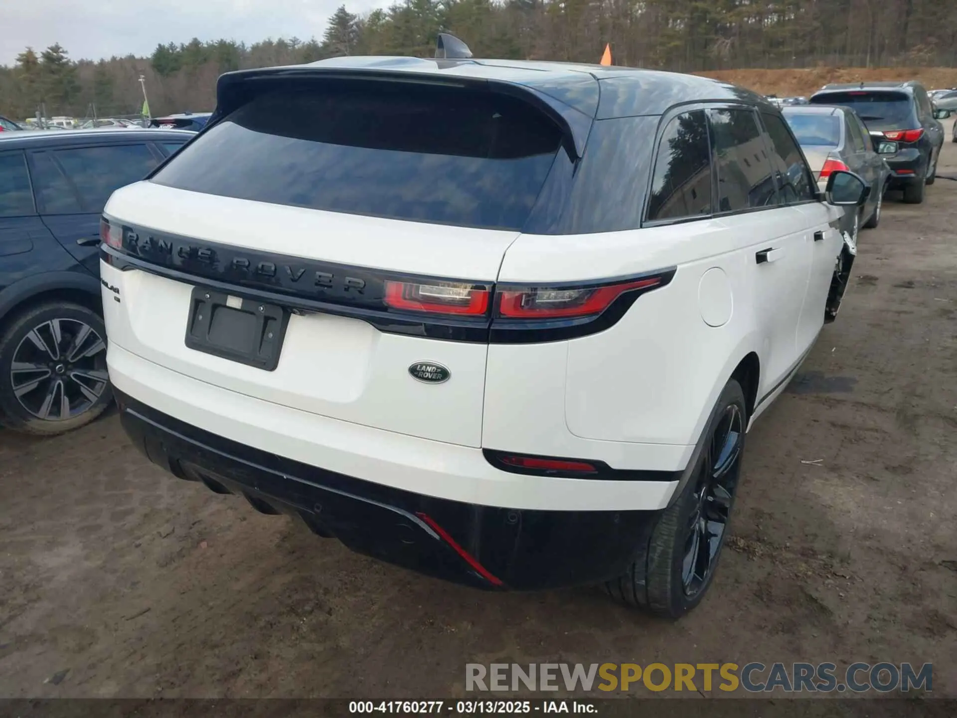 4 Photograph of a damaged car SALYT2EX5MA321200 LAND ROVER RANGE ROVER VELAR 2021