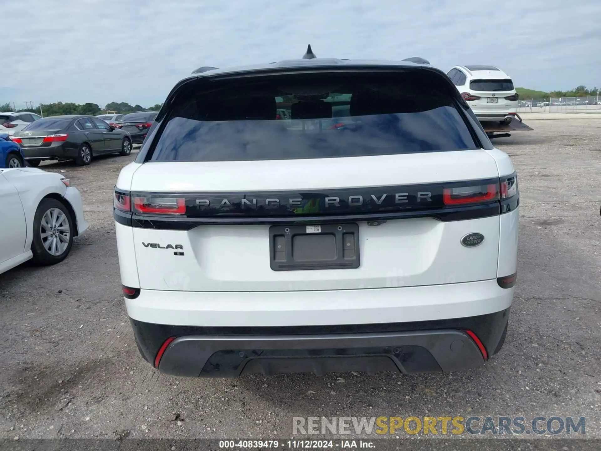 16 Photograph of a damaged car SALYT2EXXMA308295 LAND ROVER RANGE ROVER VELAR 2021