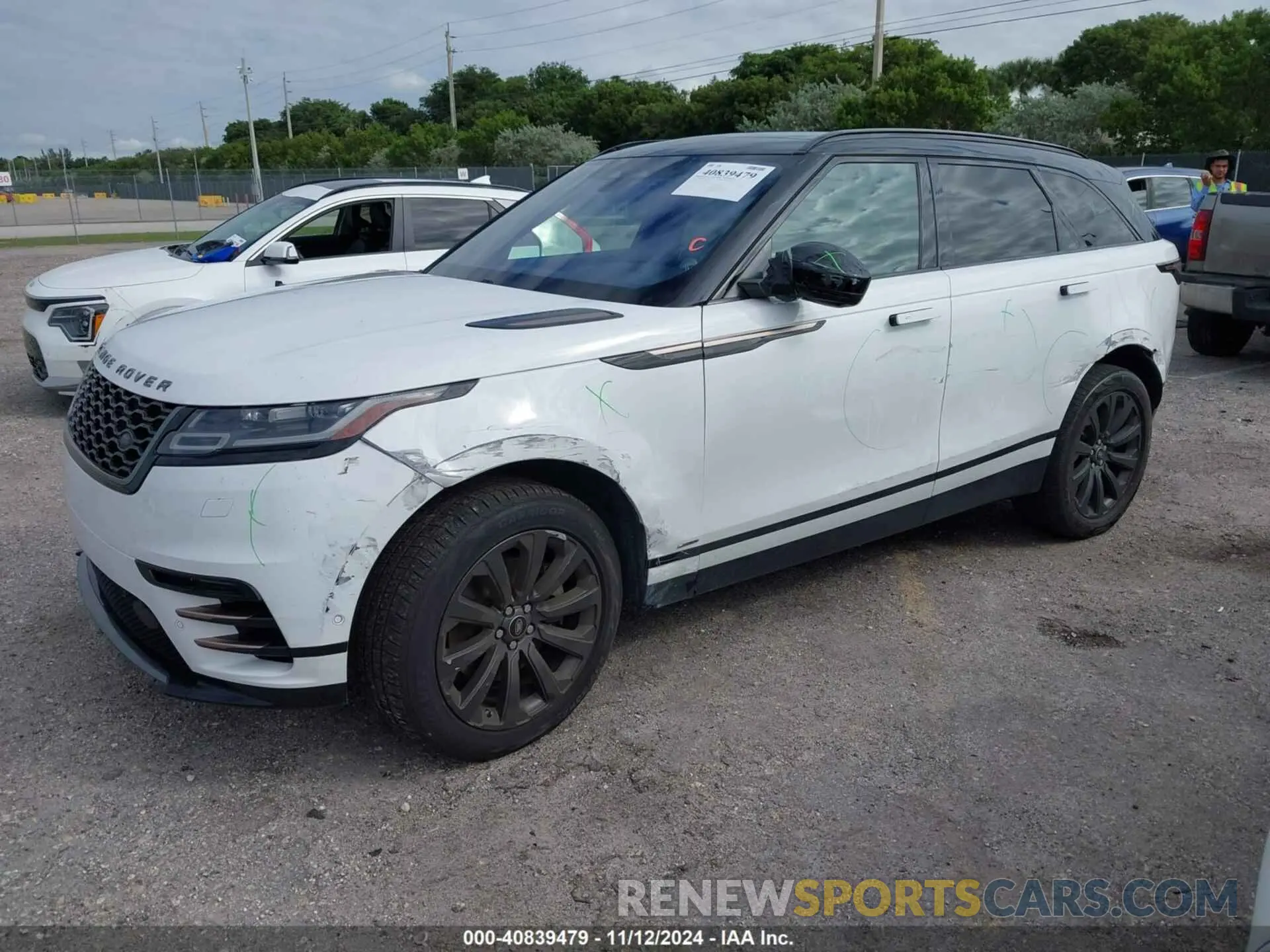 2 Photograph of a damaged car SALYT2EXXMA308295 LAND ROVER RANGE ROVER VELAR 2021