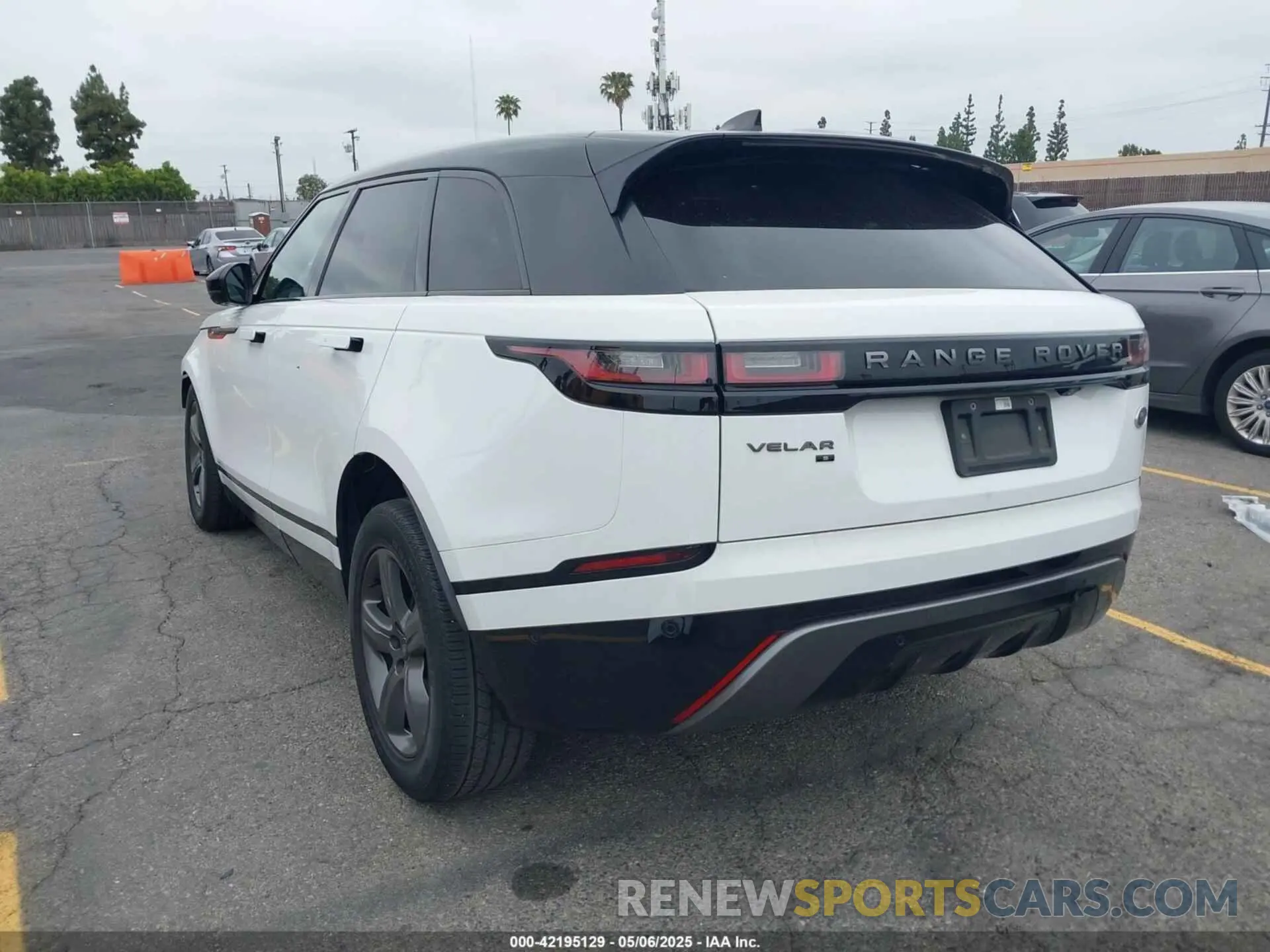 3 Фотография поврежденного автомобиля SALYT2EXXMA314324 LAND ROVER RANGE ROVER VELAR 2021
