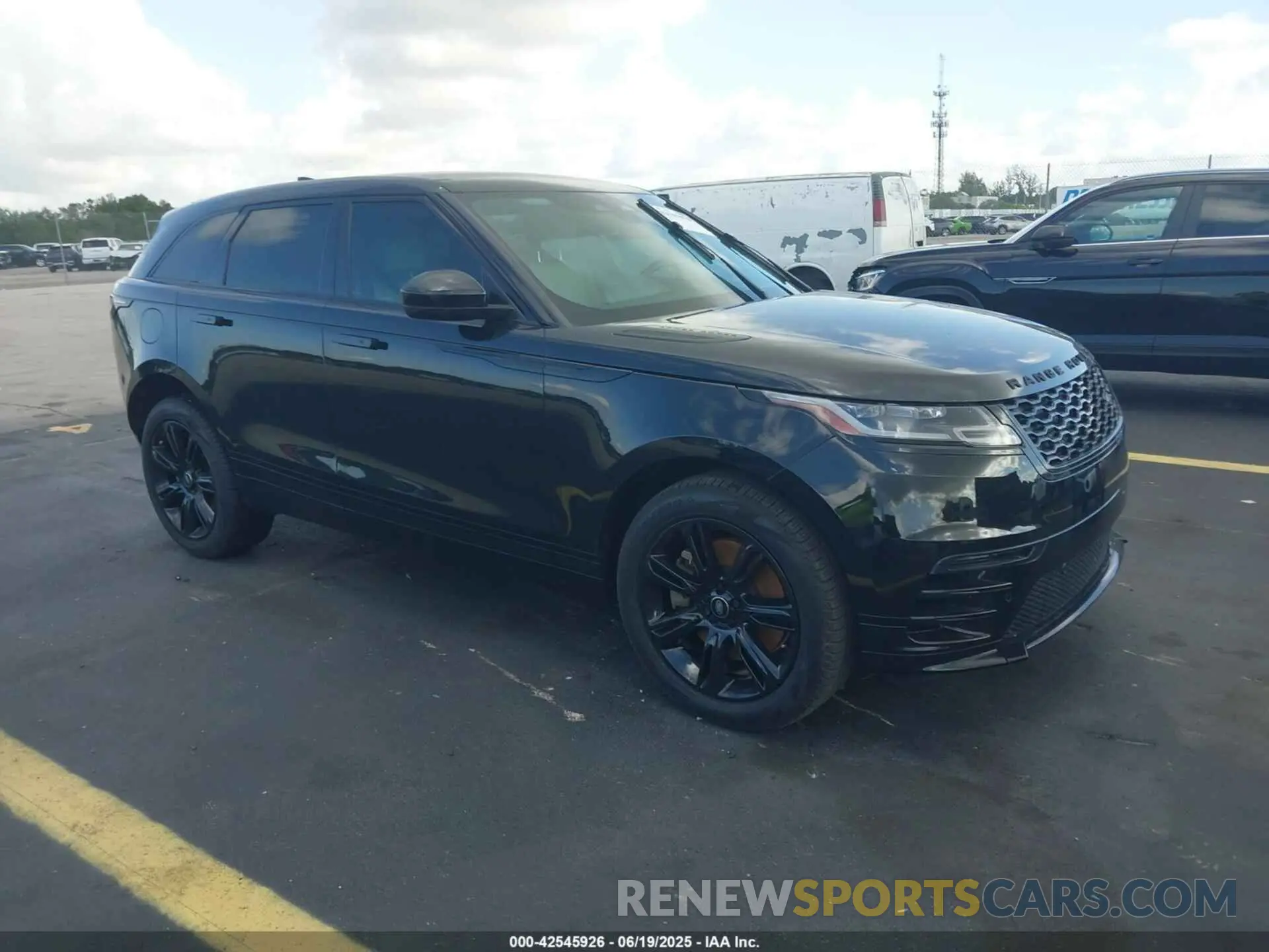1 Фотография поврежденного автомобиля SALYT2EU6PA360002 LAND ROVER RANGE ROVER VELAR 2023