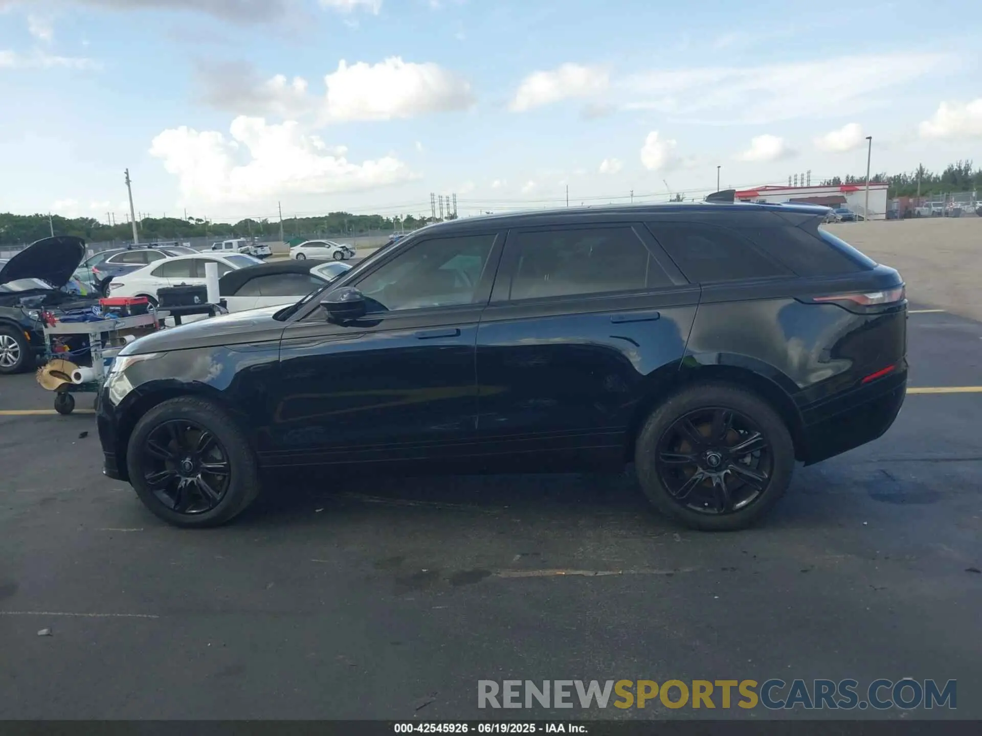 14 Фотография поврежденного автомобиля SALYT2EU6PA360002 LAND ROVER RANGE ROVER VELAR 2023