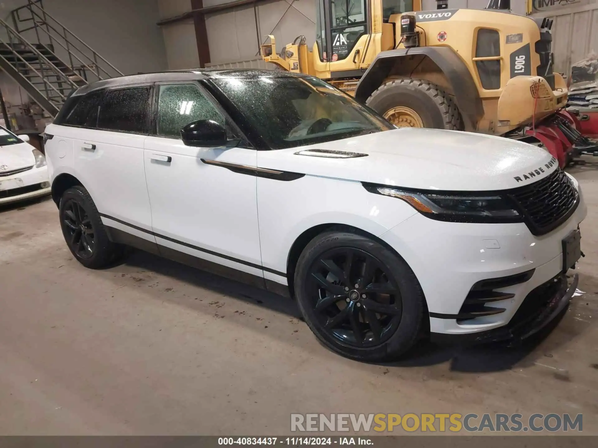 13 Photograph of a damaged car SALYL2EX9RA370374 LAND ROVER RANGE ROVER VELAR 2024