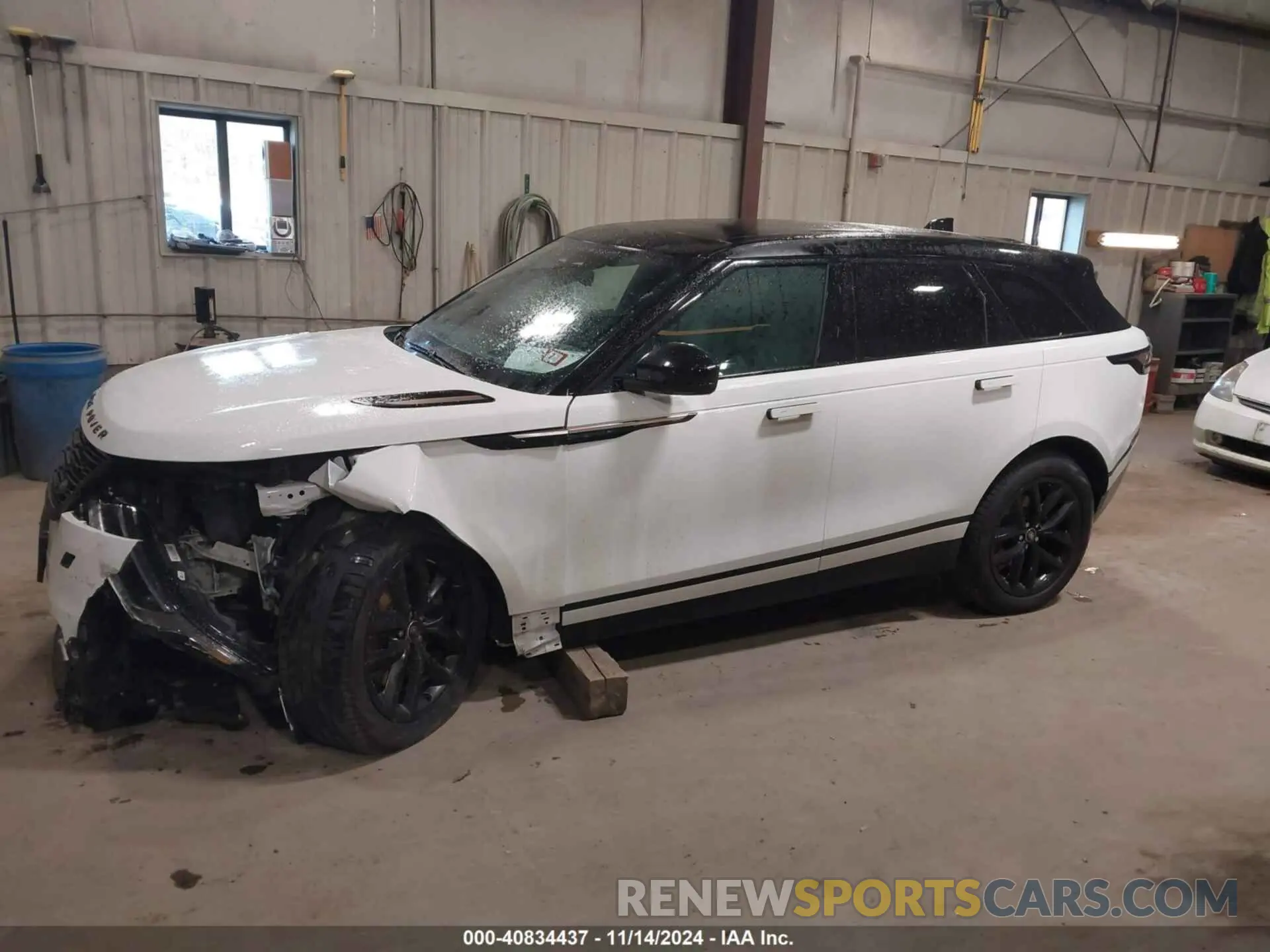 14 Photograph of a damaged car SALYL2EX9RA370374 LAND ROVER RANGE ROVER VELAR 2024