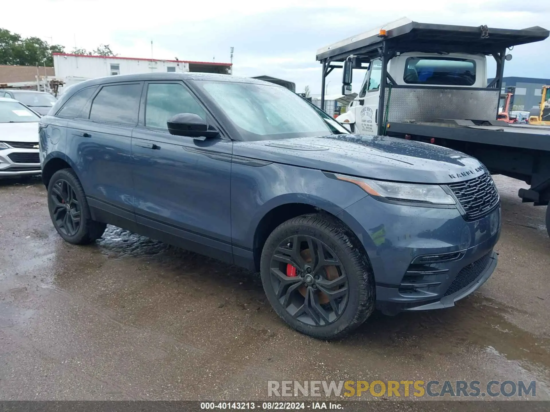 1 Фотография поврежденного автомобиля SALYL2EX9RA373596 LAND ROVER RANGE ROVER VELAR 2024