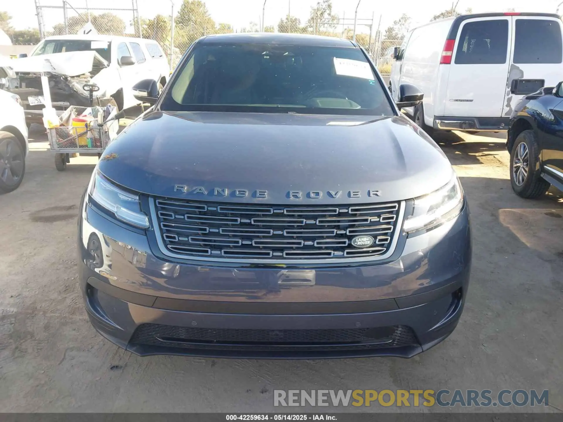 12 Photograph of a damaged car SALYJ2EX5SA392822 LAND ROVER RANGE ROVER VELAR 2025