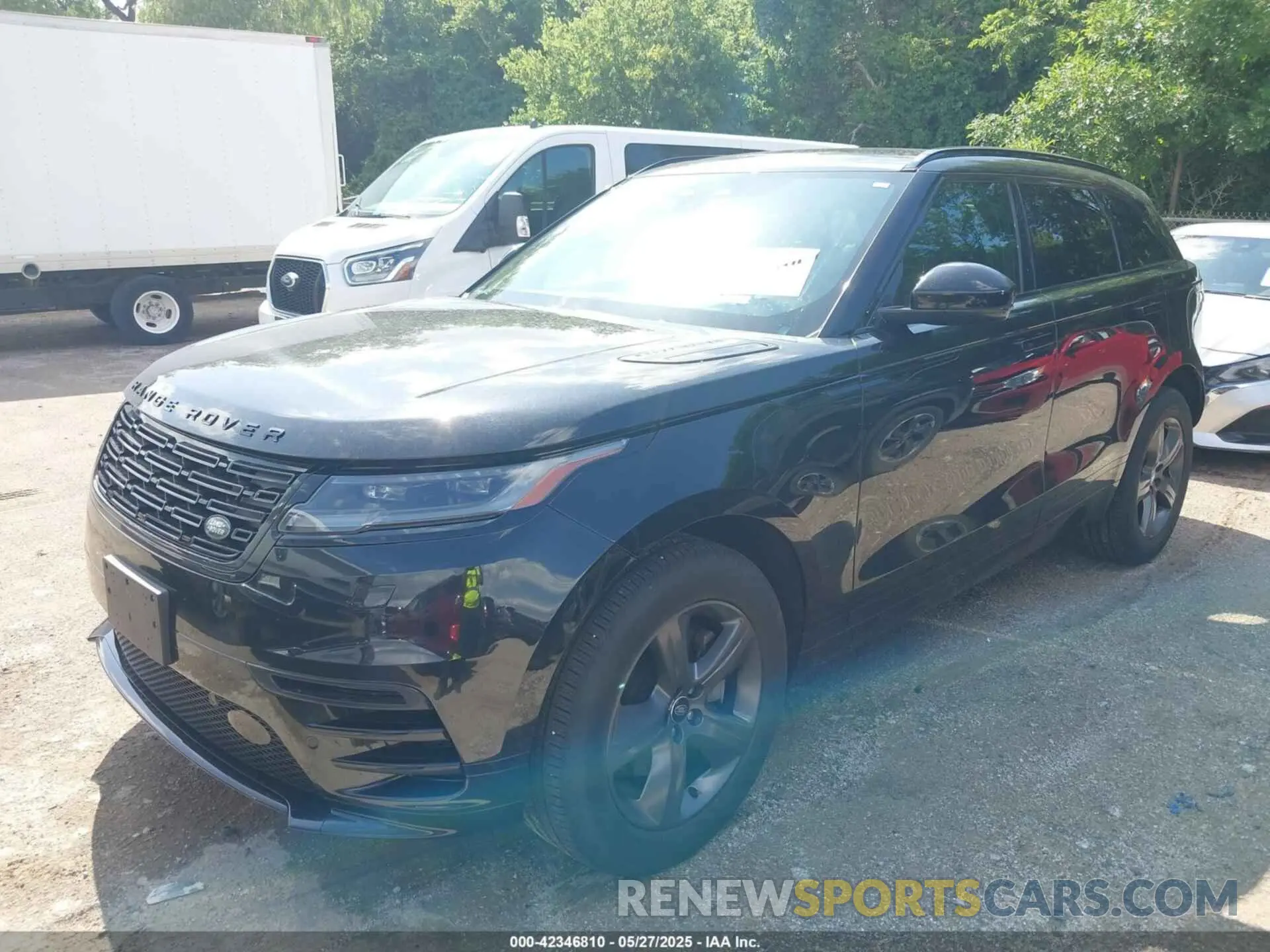 2 Фотография поврежденного автомобиля SALYL2EX4SA398296 LAND ROVER RANGE ROVER VELAR 2025