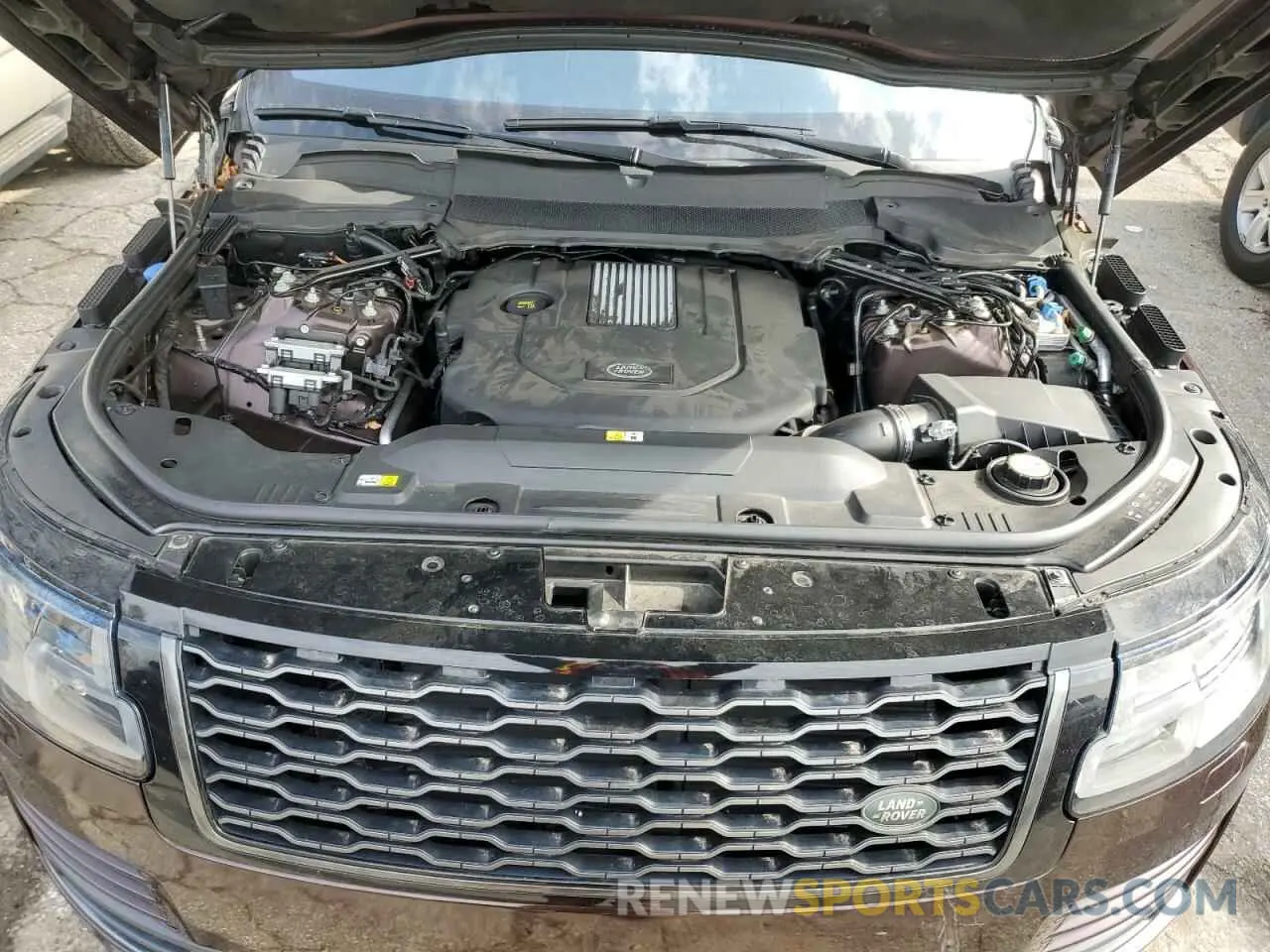 11 Photograph of a damaged car SALGR2RK4KA531129 LAND ROVER RANGEROVER 2019