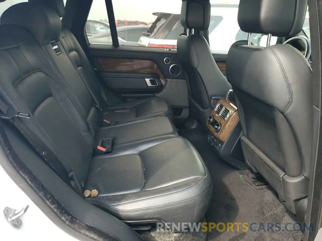 10 Photograph of a damaged car SALGR2RV0KA539237 LAND ROVER RANGEROVER 2019