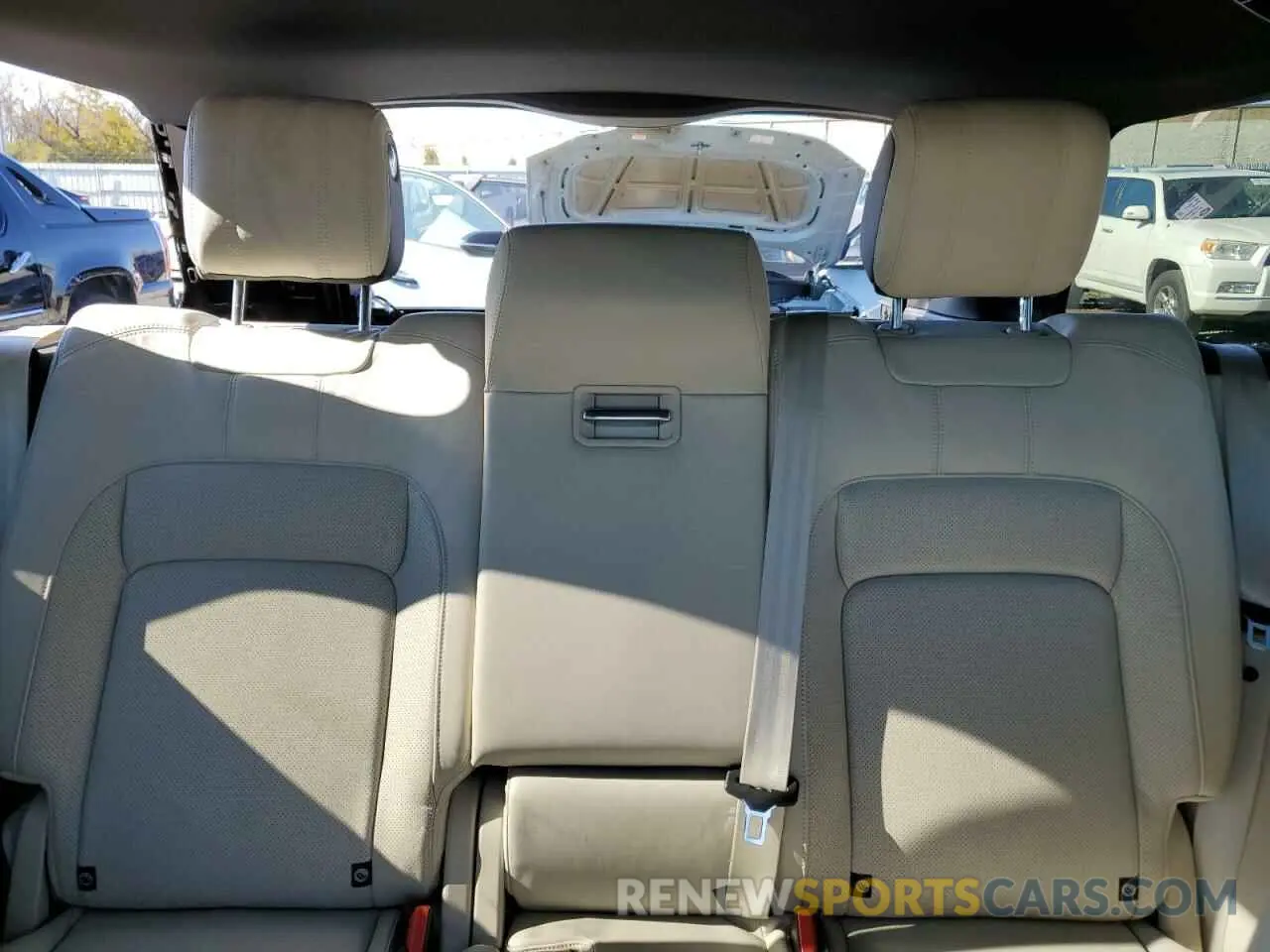 10 Photograph of a damaged car SALGS2RE2KA531175 LAND ROVER RANGEROVER 2019