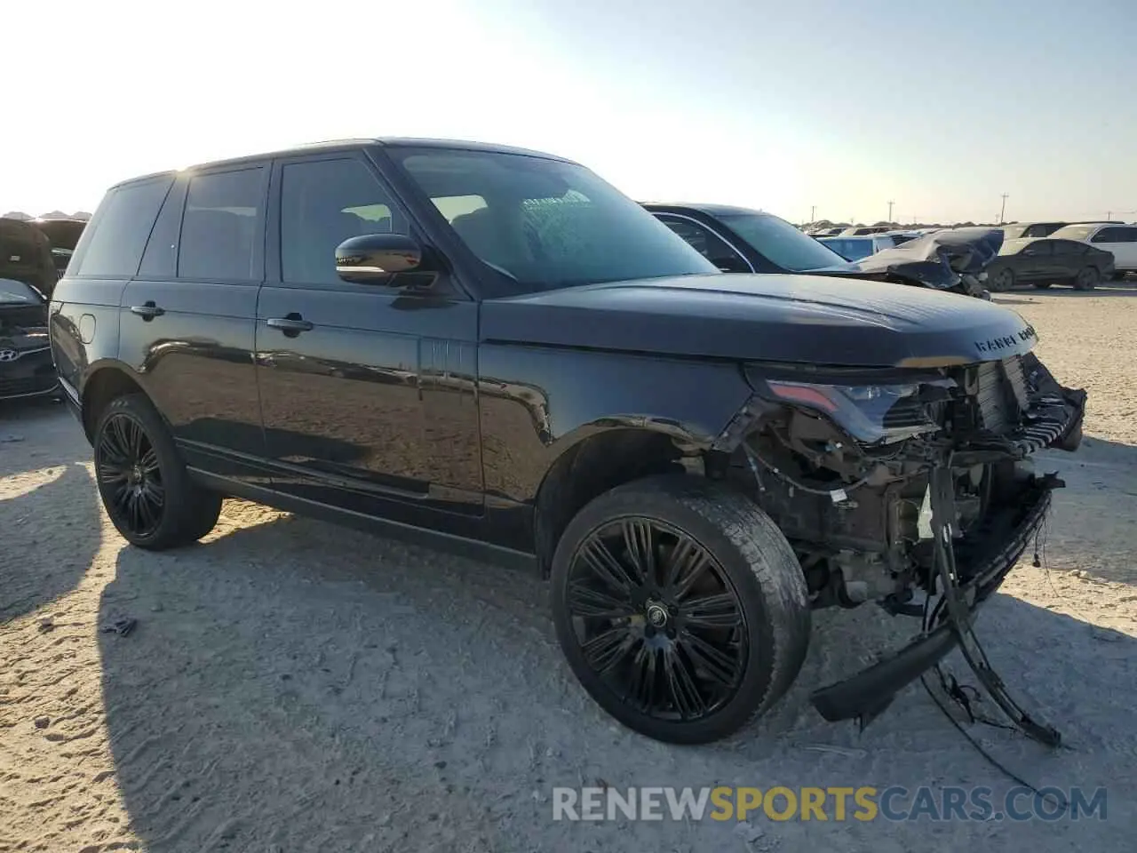 4 Фотография поврежденного автомобиля SALGS2RE4KA541142 LAND ROVER RANGEROVER 2019
