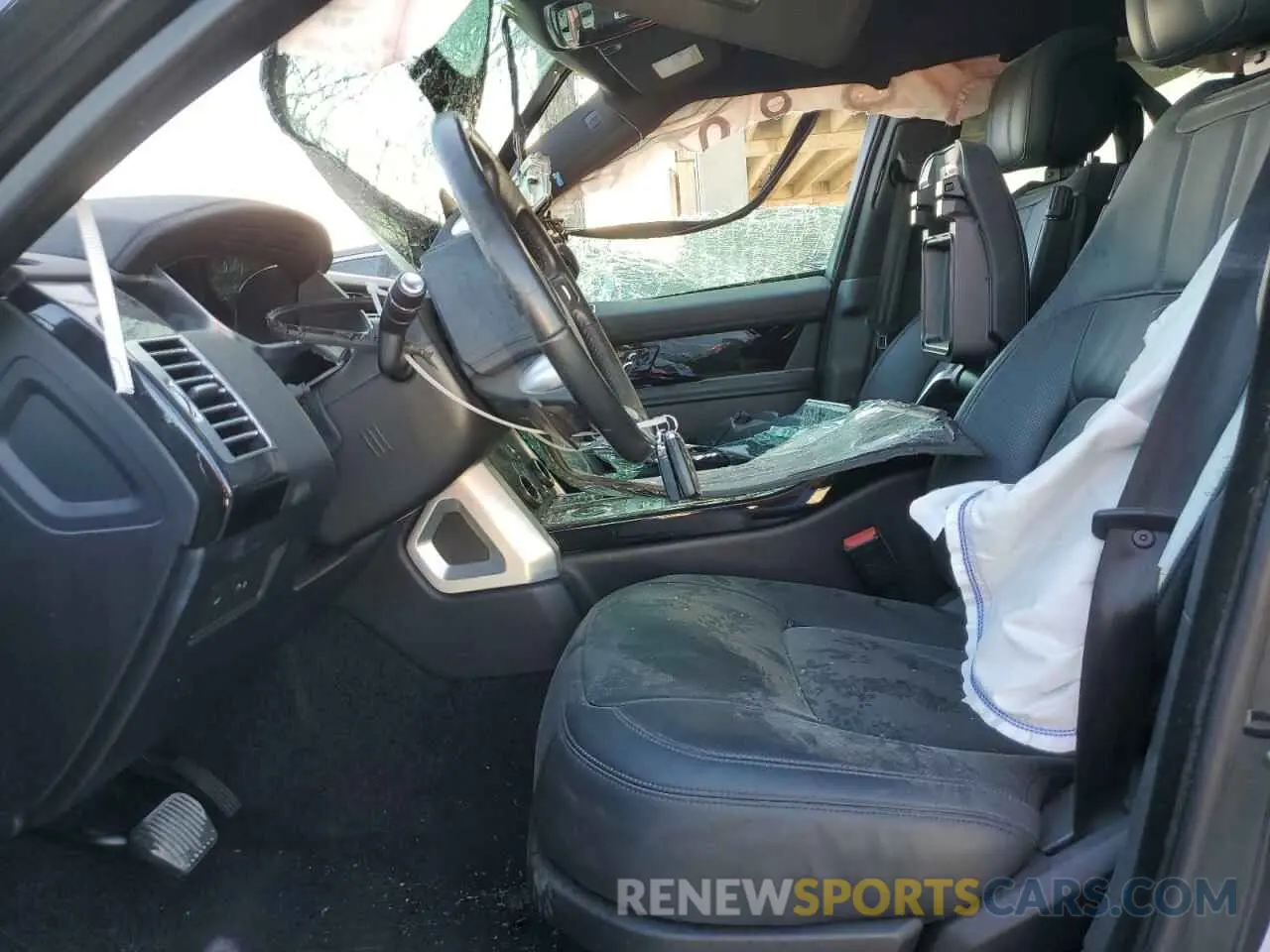 5 Photograph of a damaged car SALGS2RE7KA535450 LAND ROVER RANGEROVER 2019