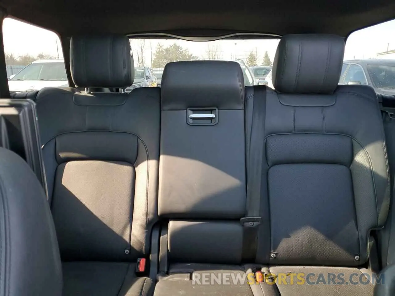 10 Photograph of a damaged car SALGS2RE7KA536047 LAND ROVER RANGEROVER 2019
