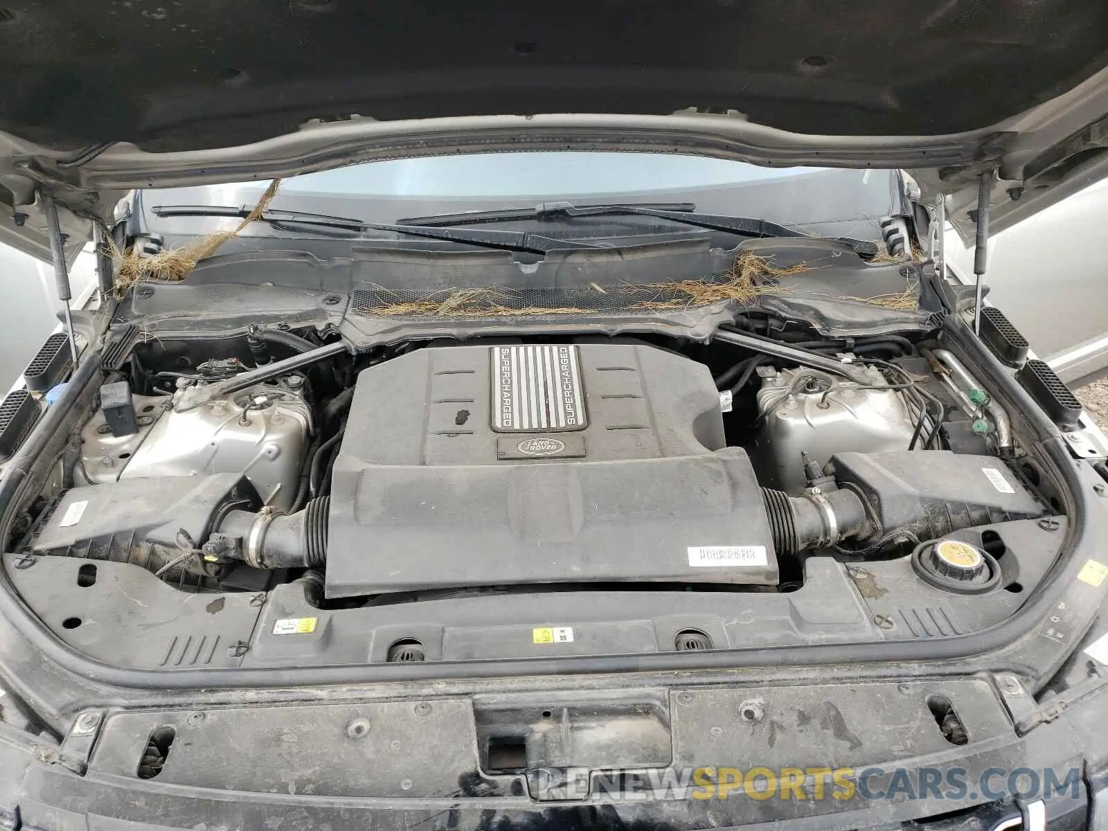 7 Photograph of a damaged car SALGS2SV0KA548986 LAND ROVER RANGEROVER 2019