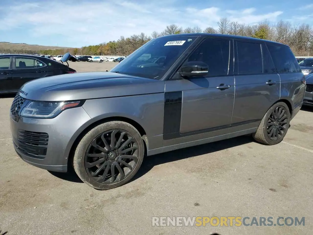 1 Фотография поврежденного автомобиля SALGS2SV0KA558126 LAND ROVER RANGEROVER 2019