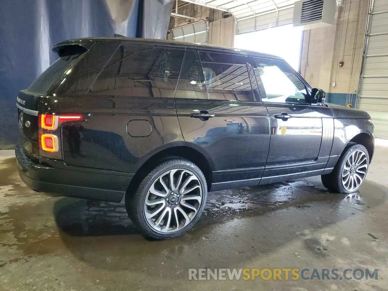 3 Photograph of a damaged car SALGS2SV0KA560894 LAND ROVER RANGEROVER 2019