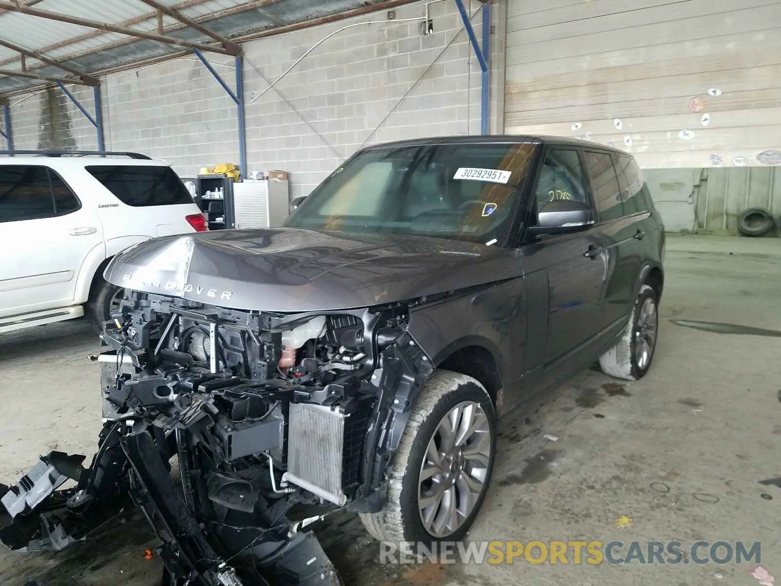2 Фотография поврежденного автомобиля SALGS2SV5KA554296 LAND ROVER RANGEROVER 2019