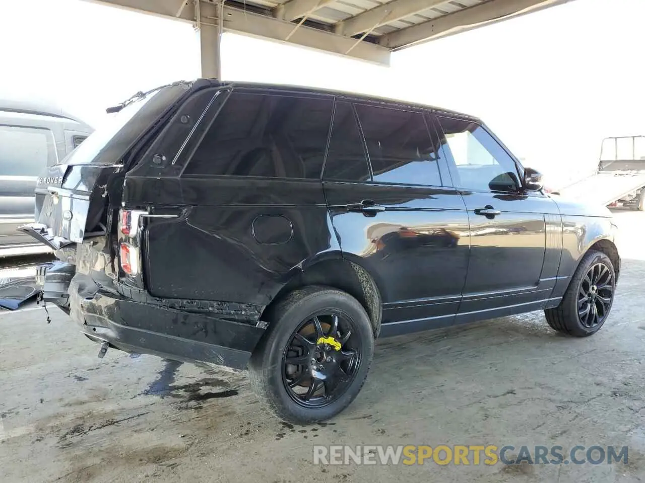 3 Photograph of a damaged car SALGS2SV7KA543459 LAND ROVER RANGEROVER 2019