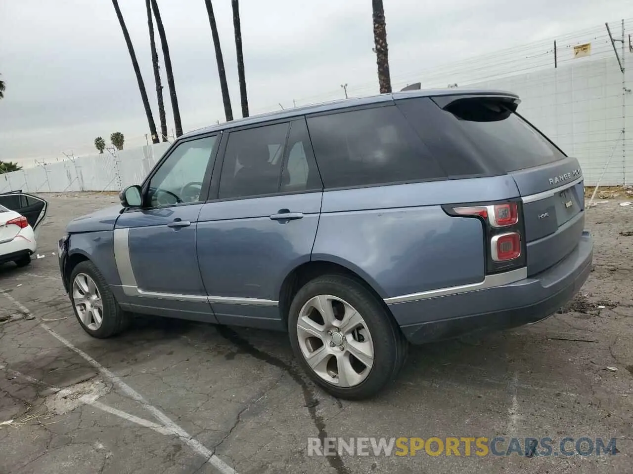2 Фотография поврежденного автомобиля SALGS2SV9KA550350 LAND ROVER RANGEROVER 2019