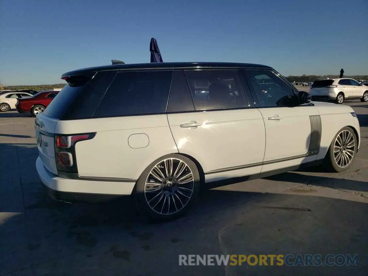 3 Фотография поврежденного автомобиля SALGS5RE0KA562362 LAND ROVER RANGEROVER 2019