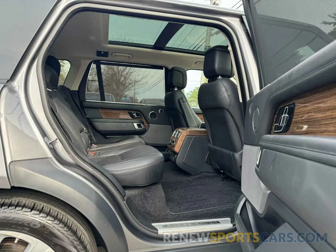 6 Фотография поврежденного автомобиля SALGS5RE9KA538349 LAND ROVER RANGEROVER 2019